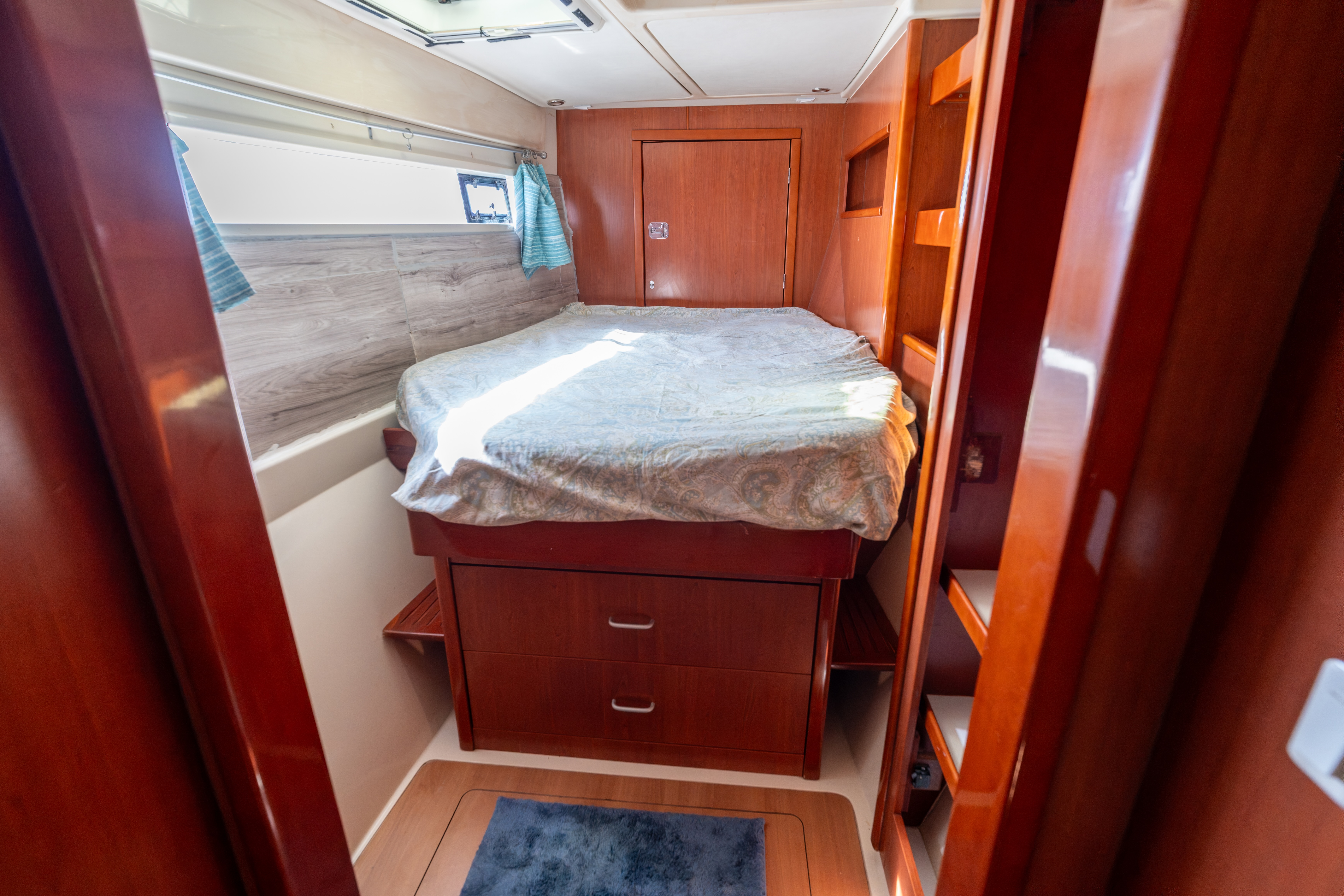 Boat image 60