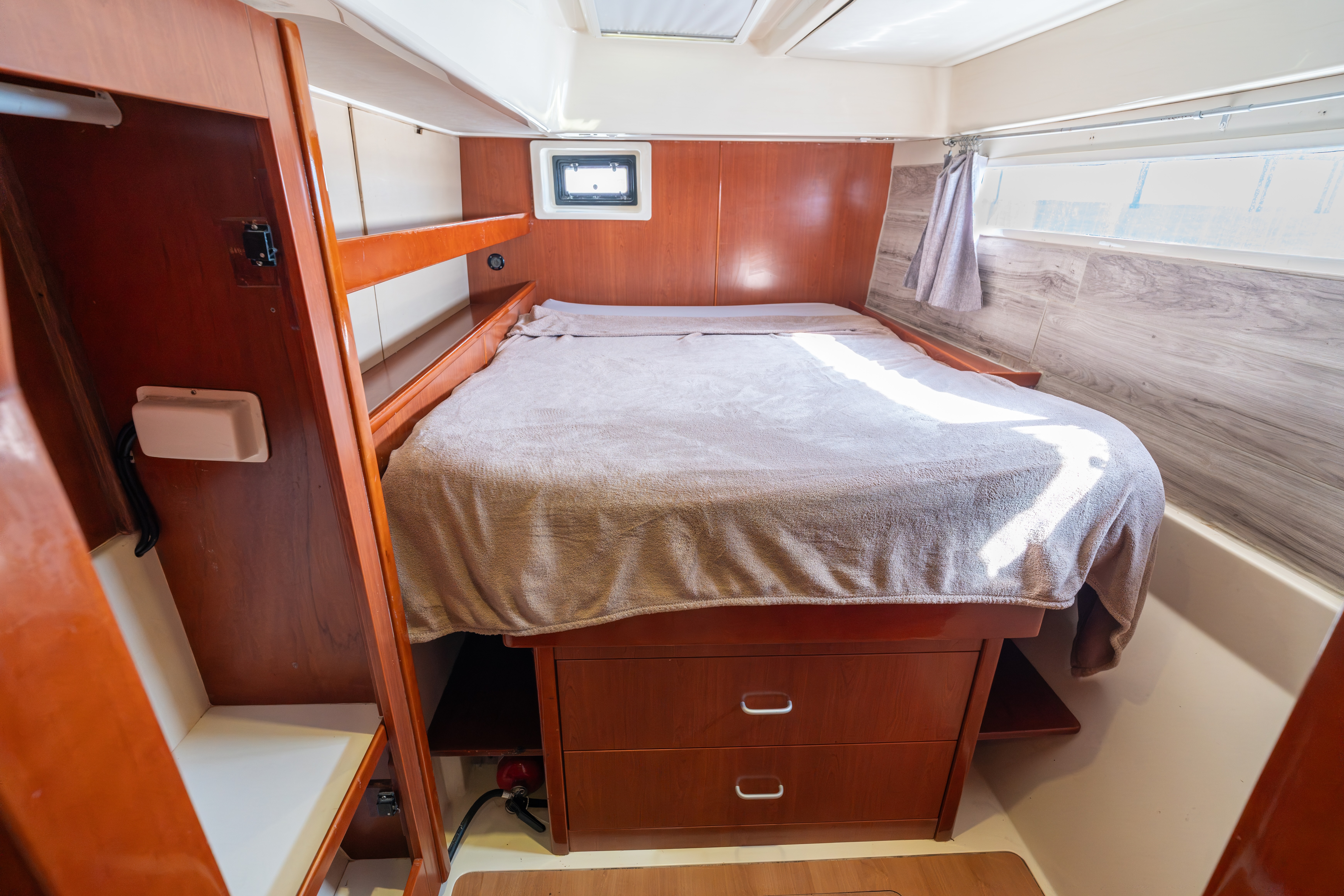 Boat image 61