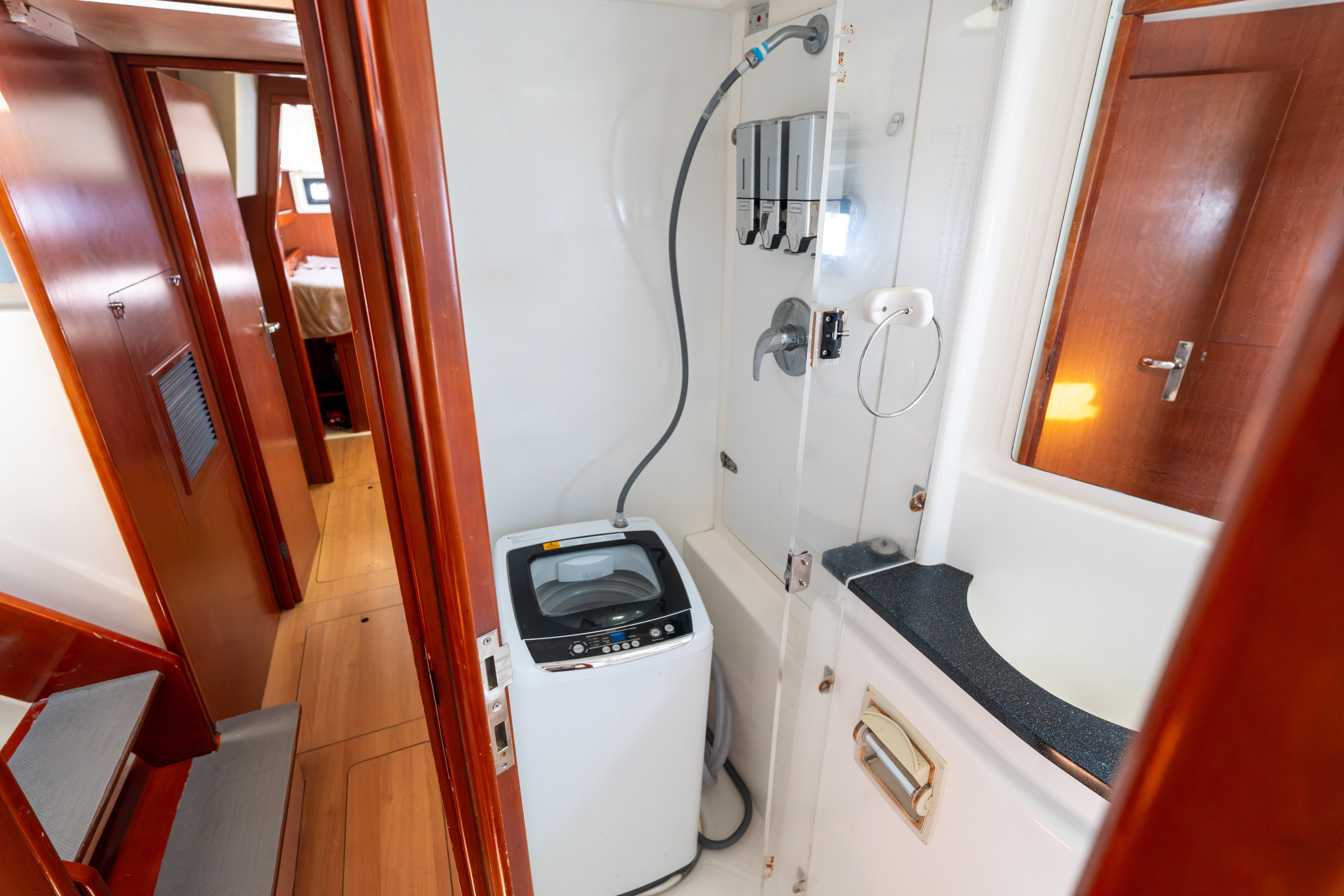 Boat image 86