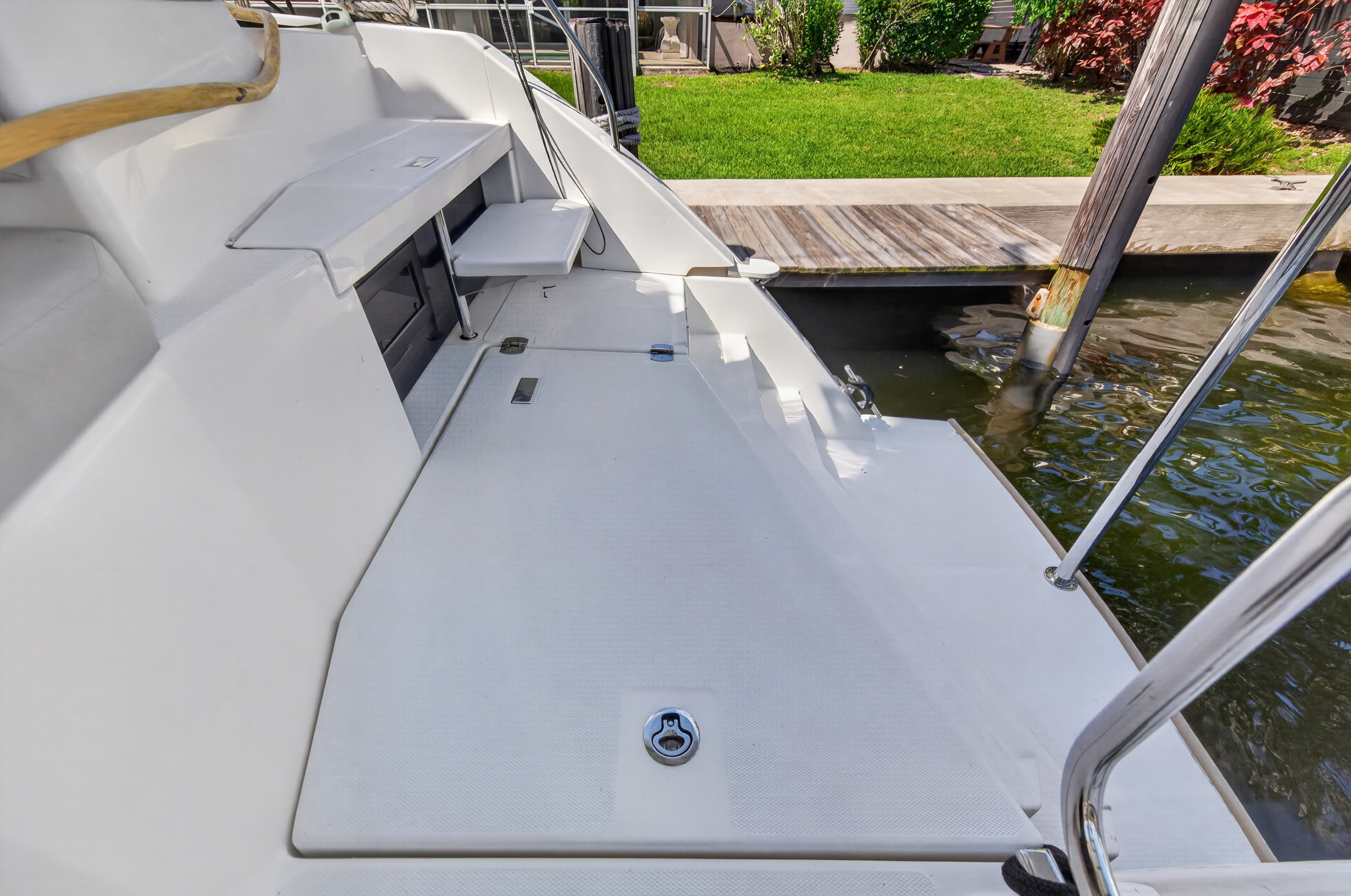 Boat image 21