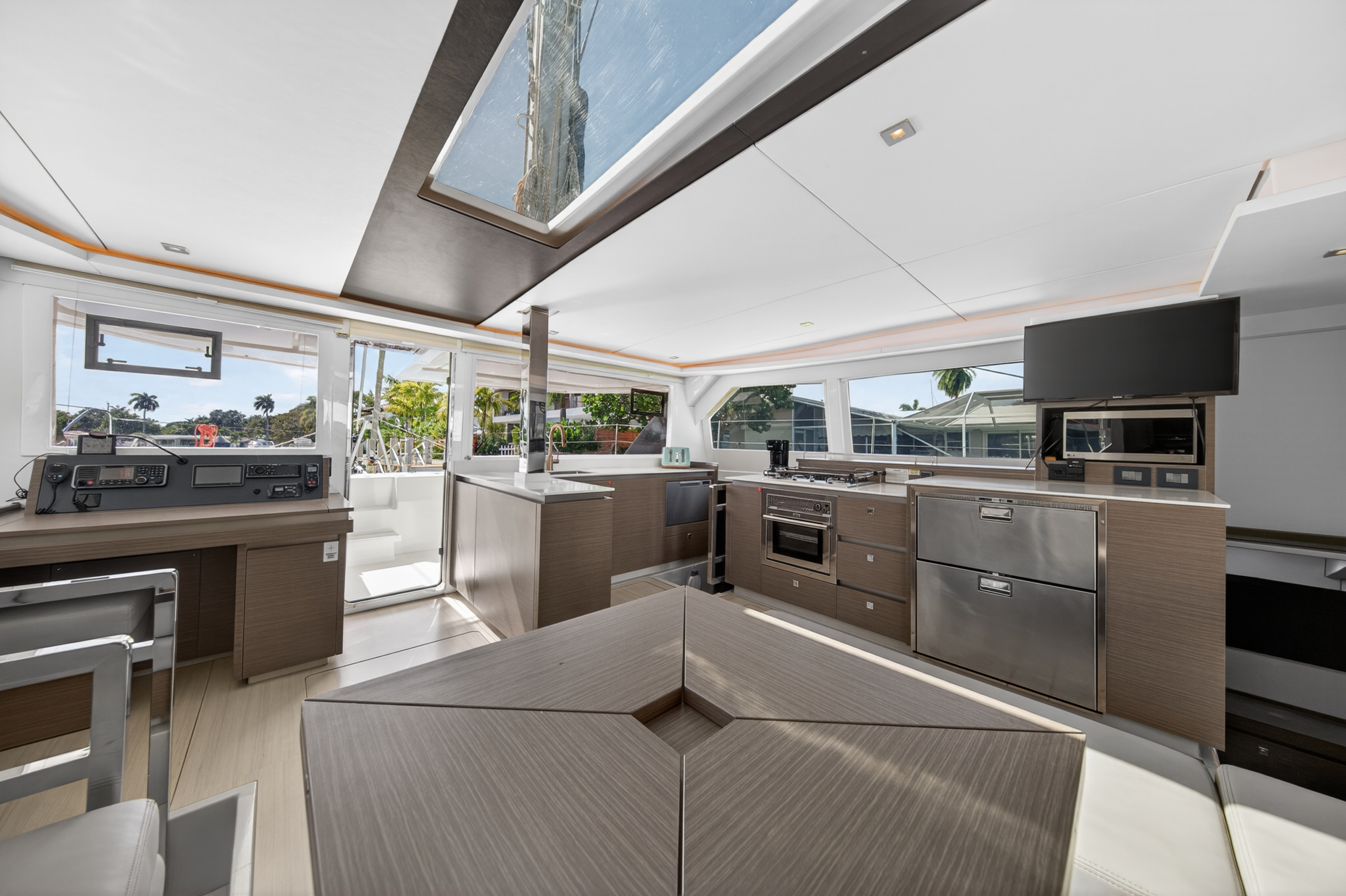 Boat image 80