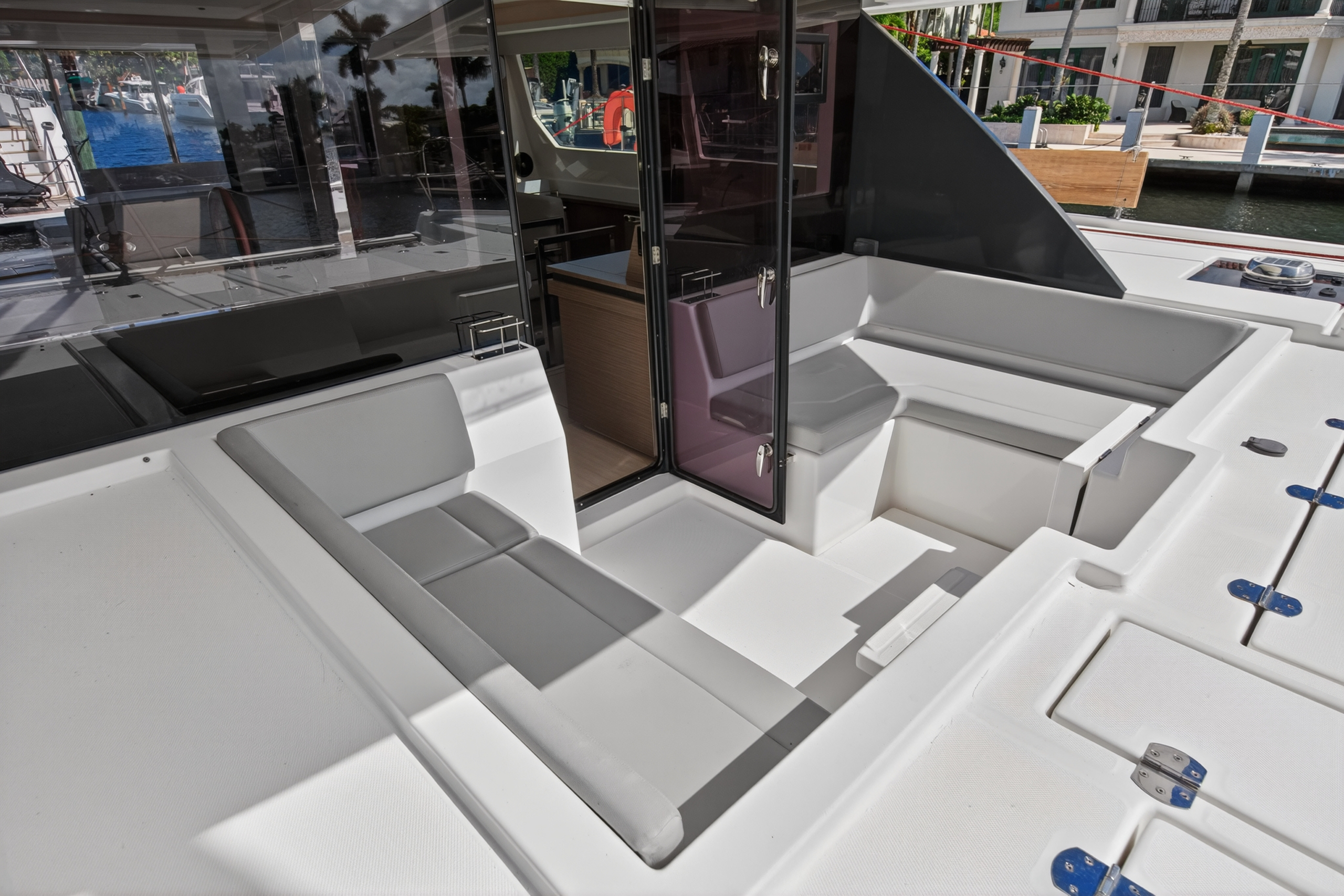 Boat image 90