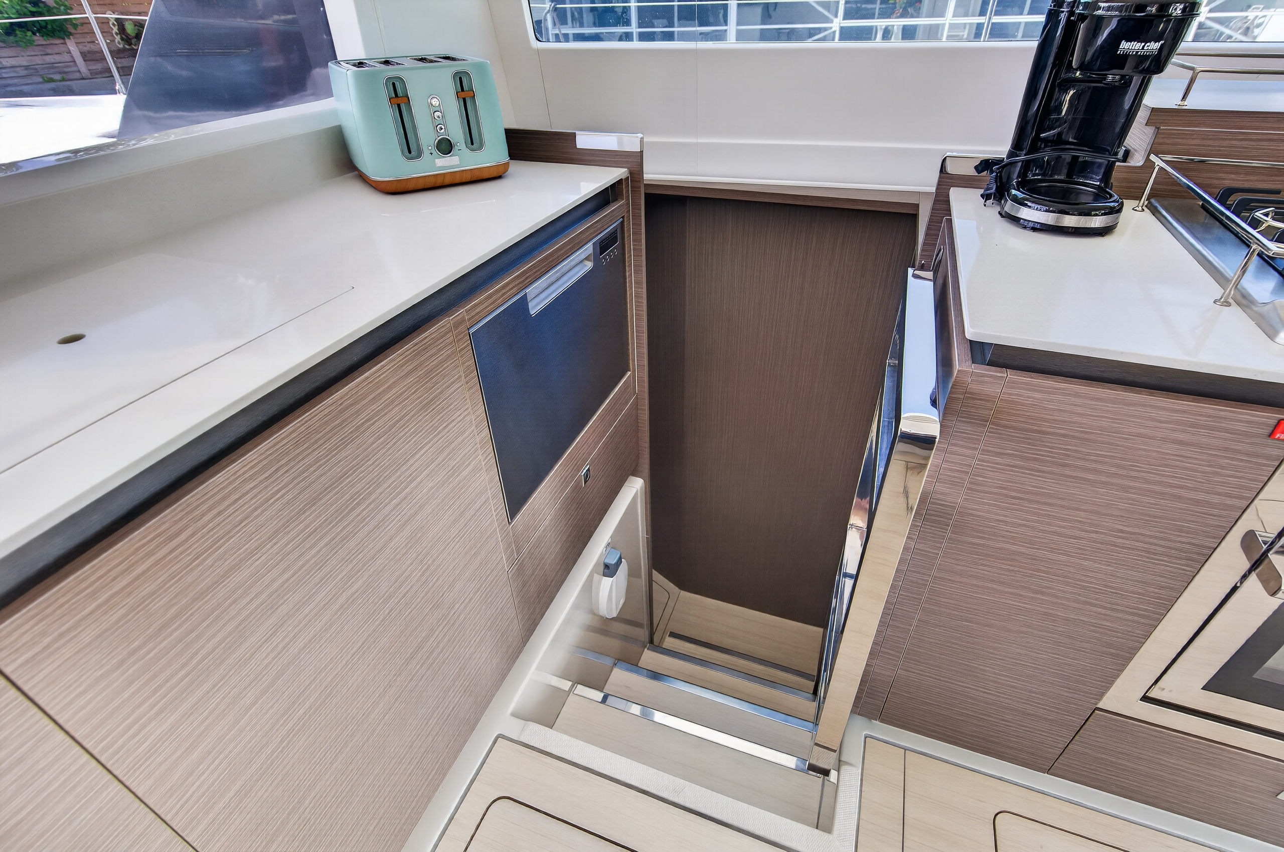 Boat image 101