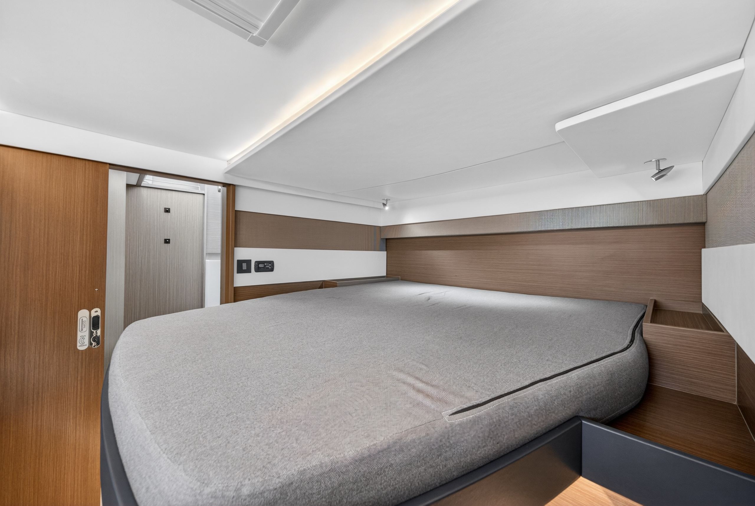 Boat image 123