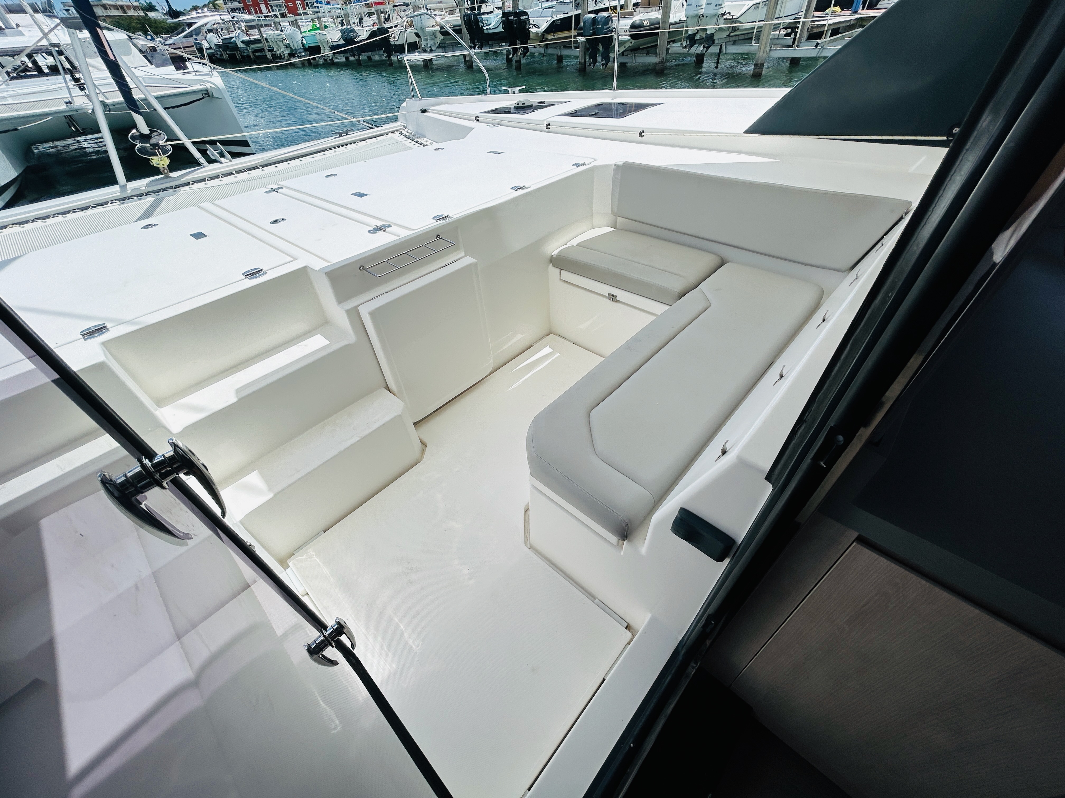 Boat image 19