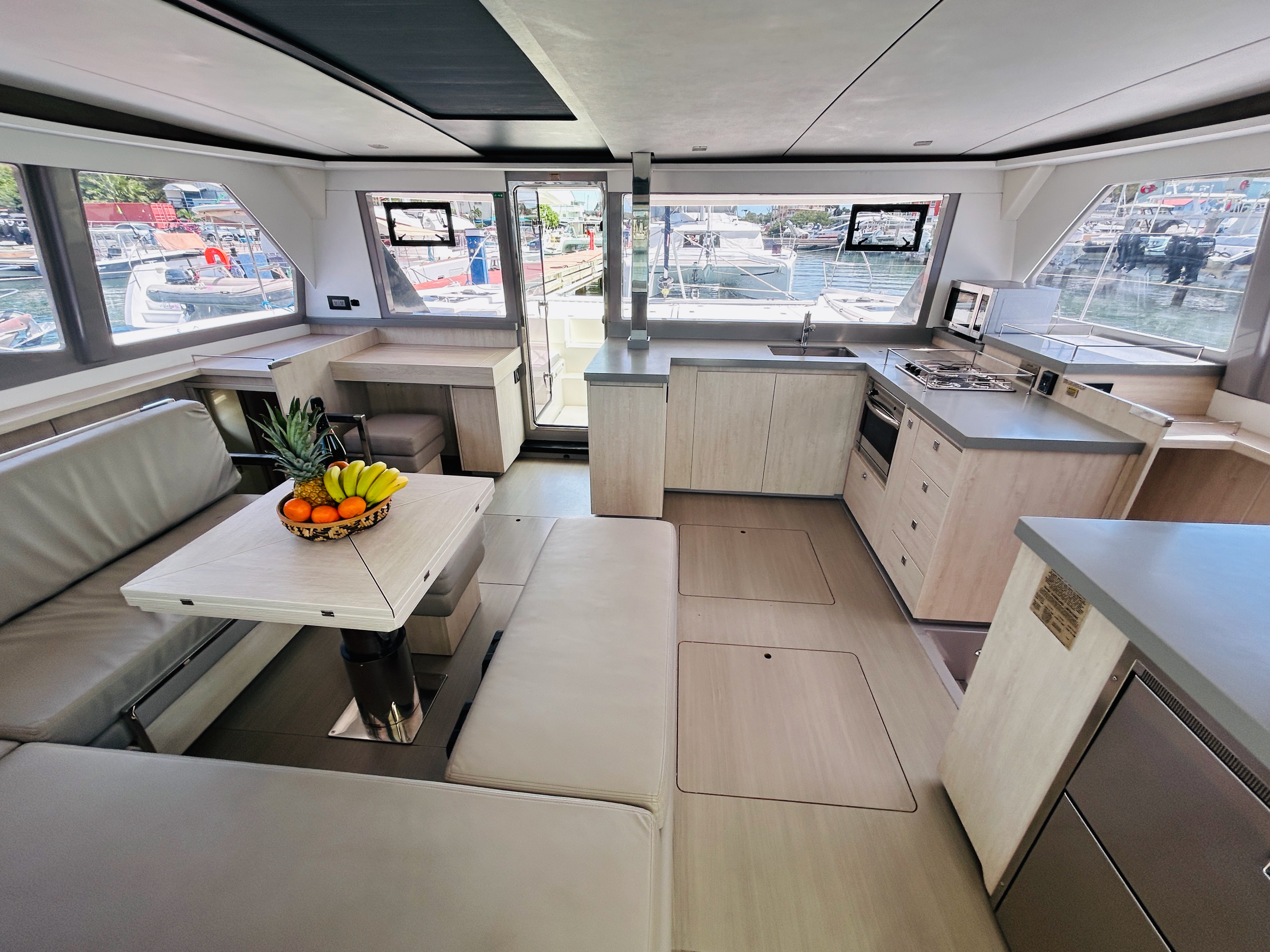 Boat image 21