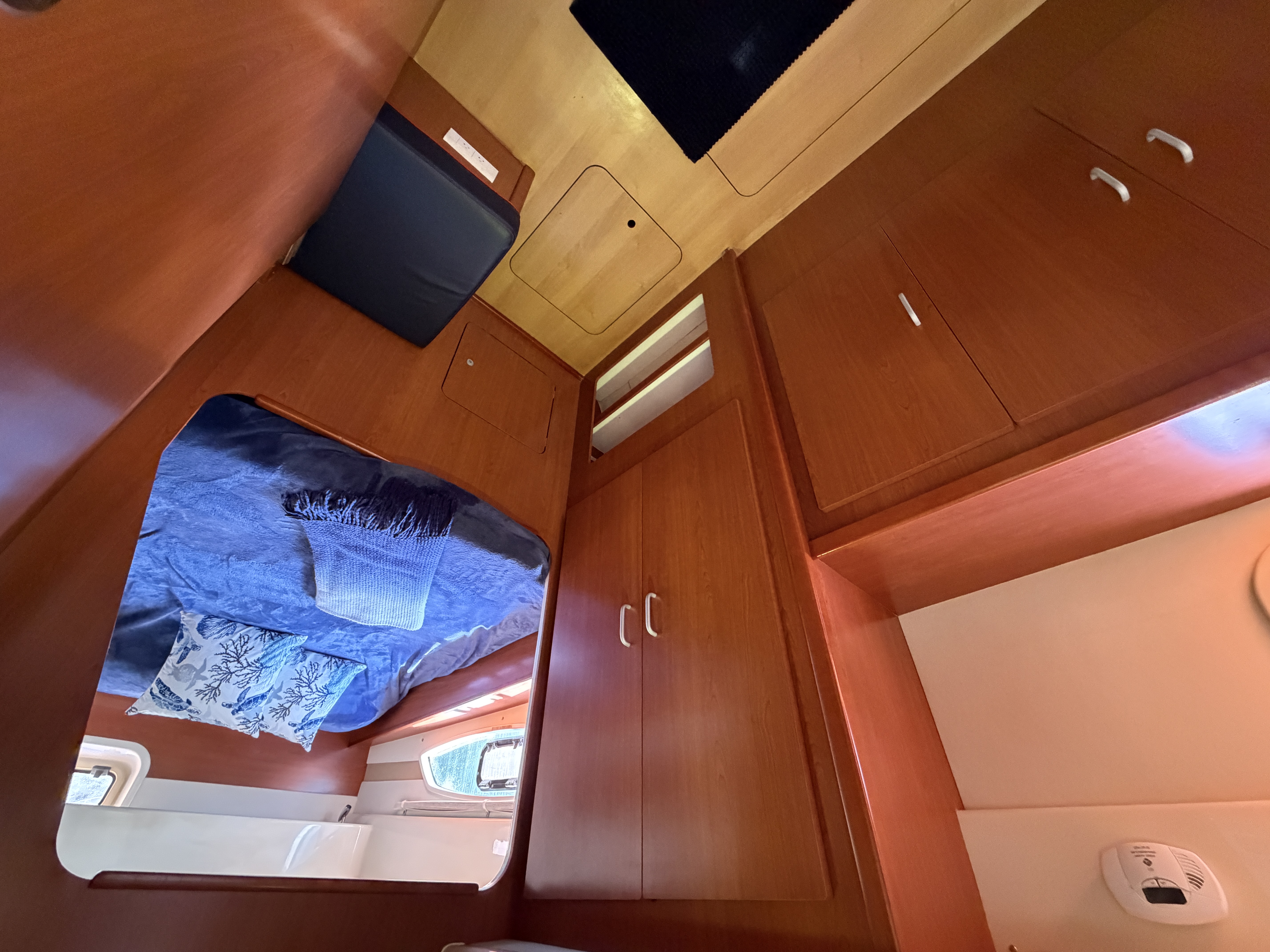 Boat image 52
