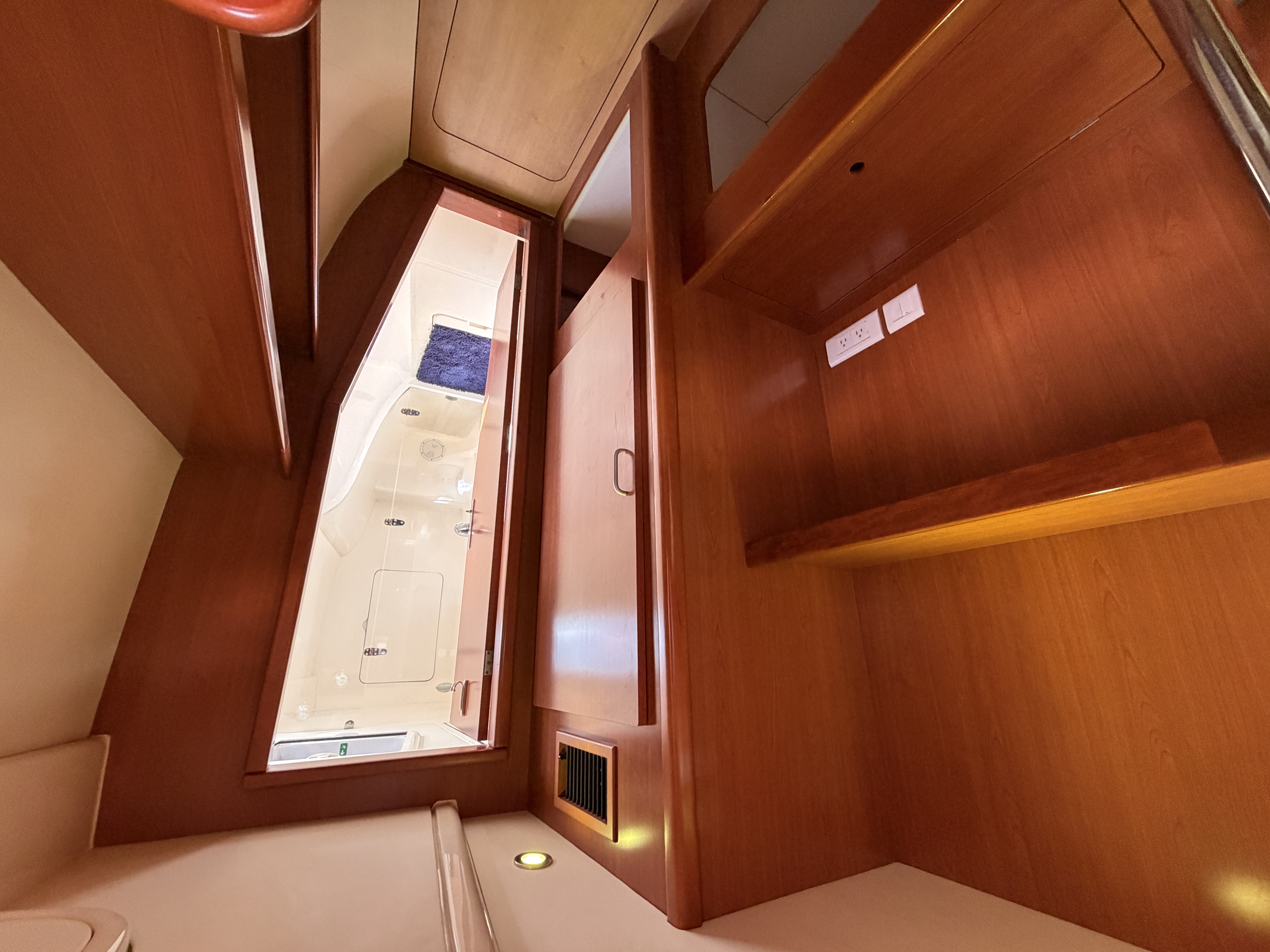 Boat image 58