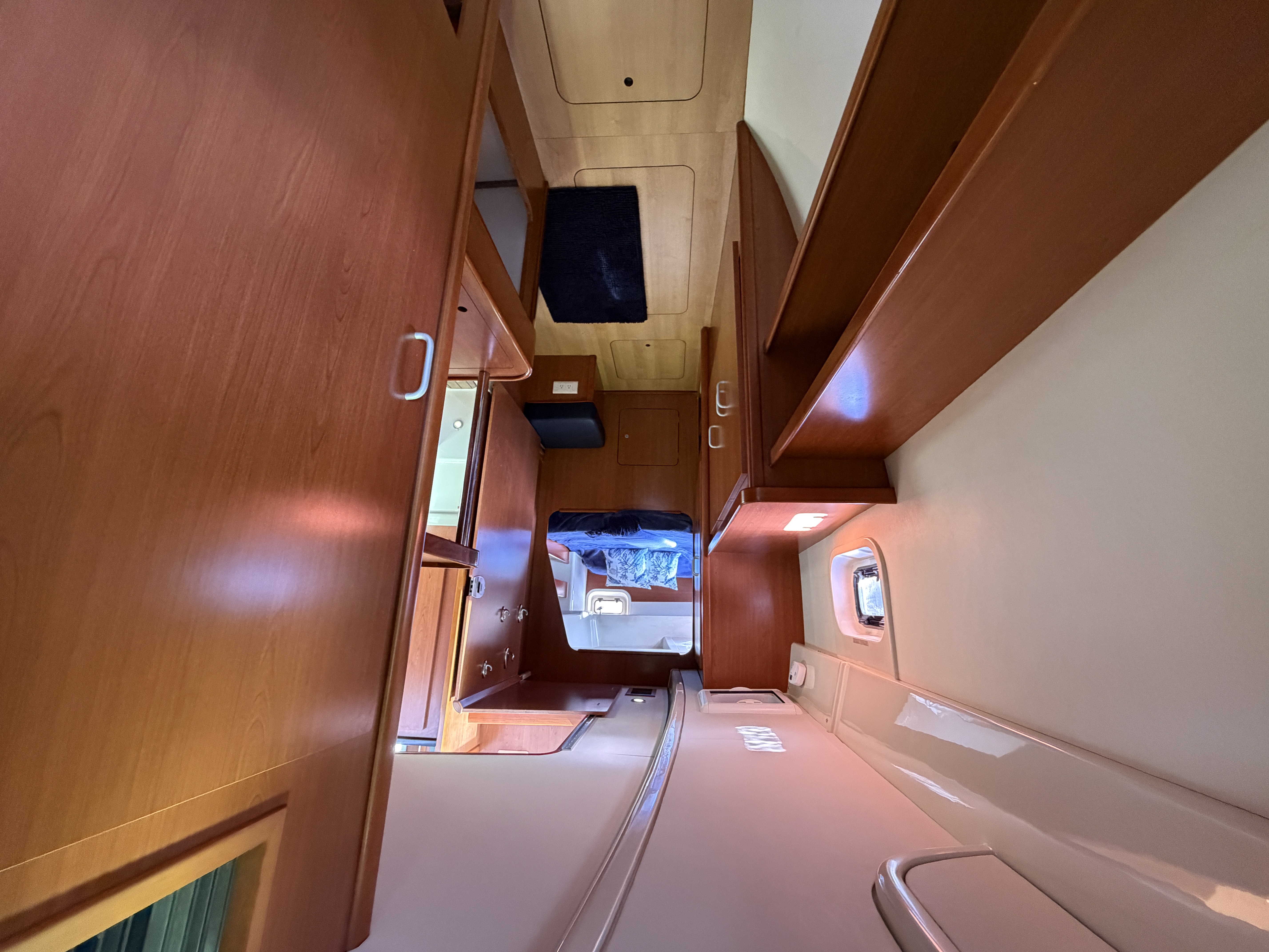 Boat image 64
