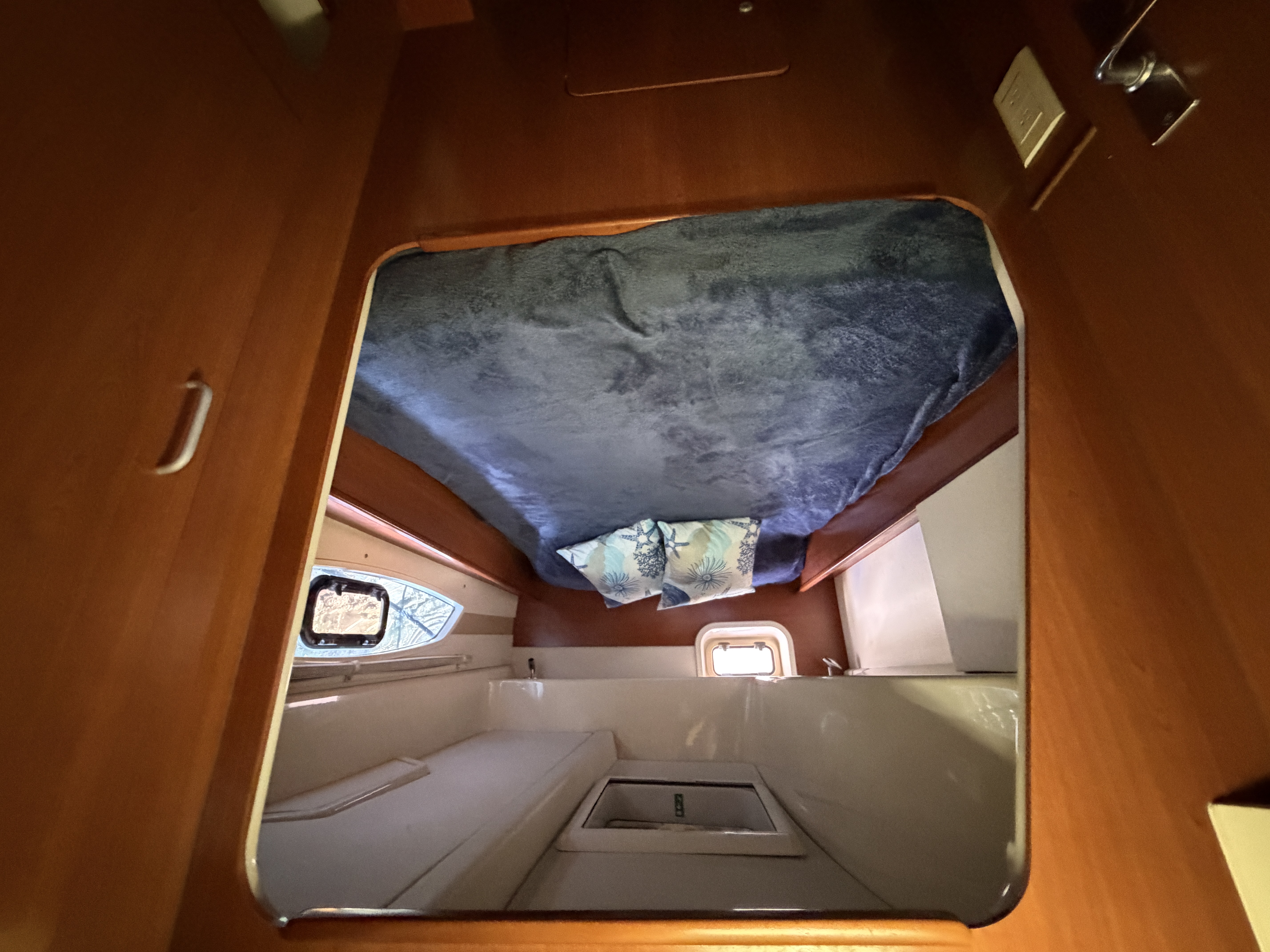 Boat image 78