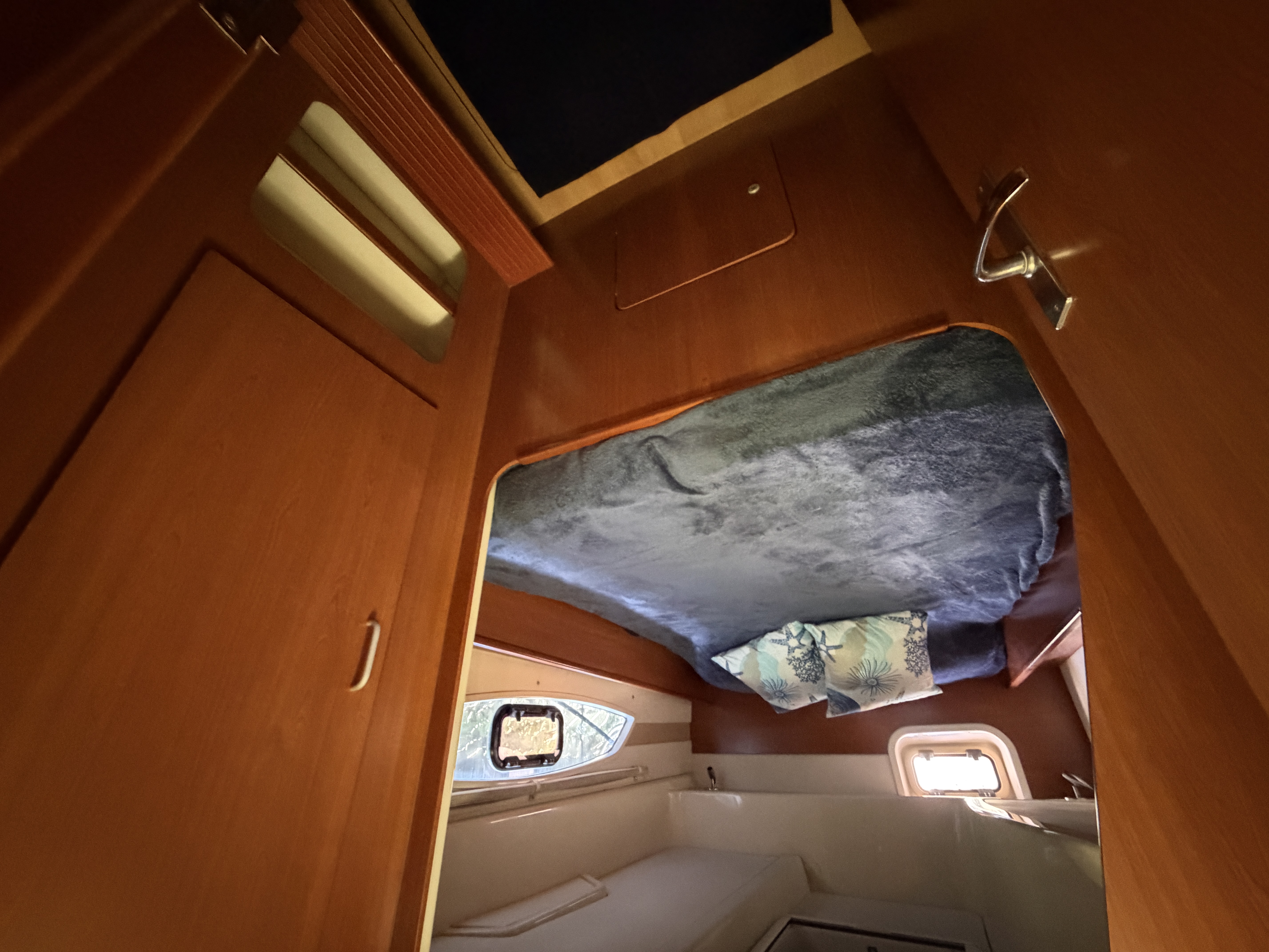 Boat image 79