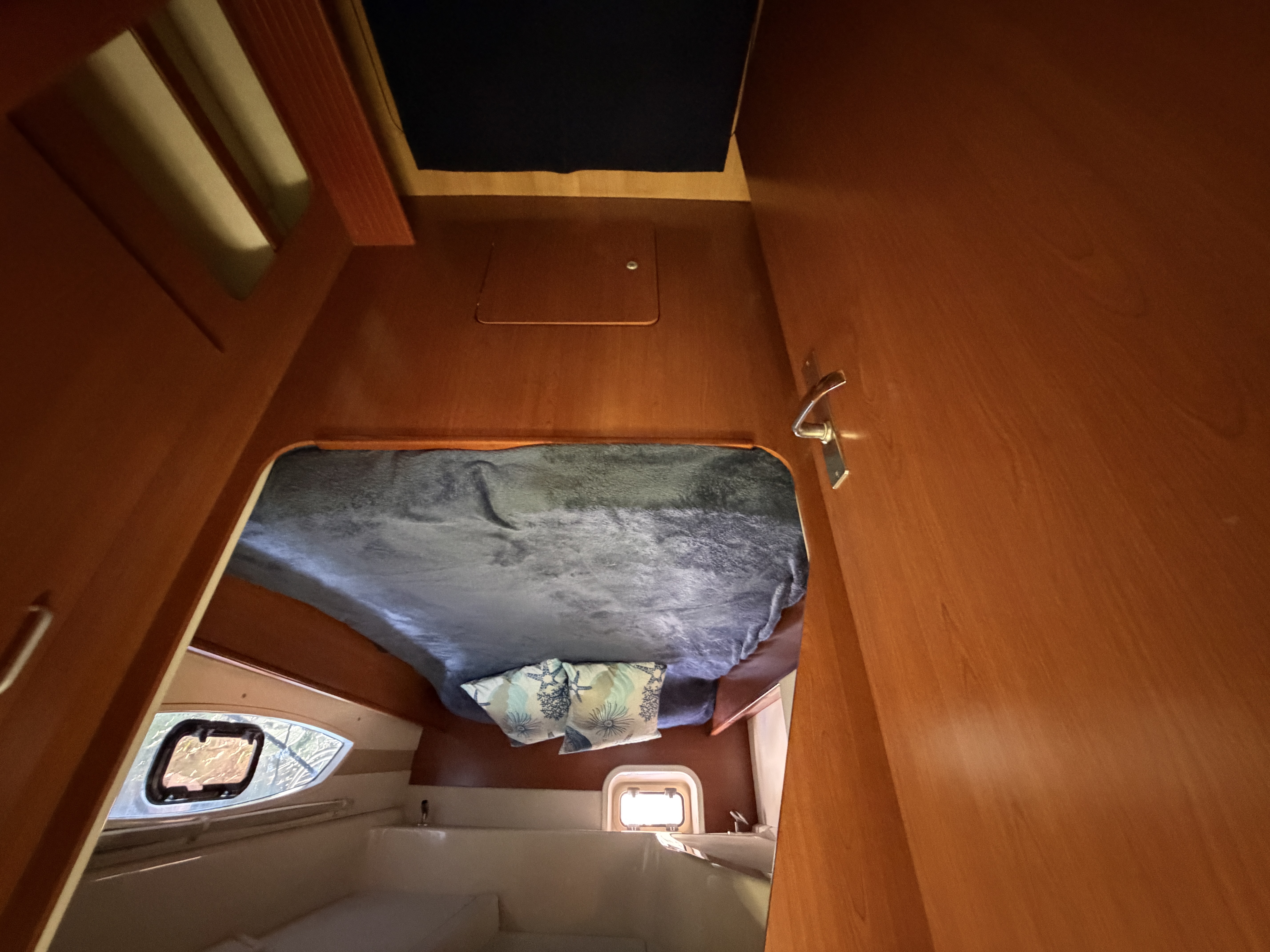 Boat image 80