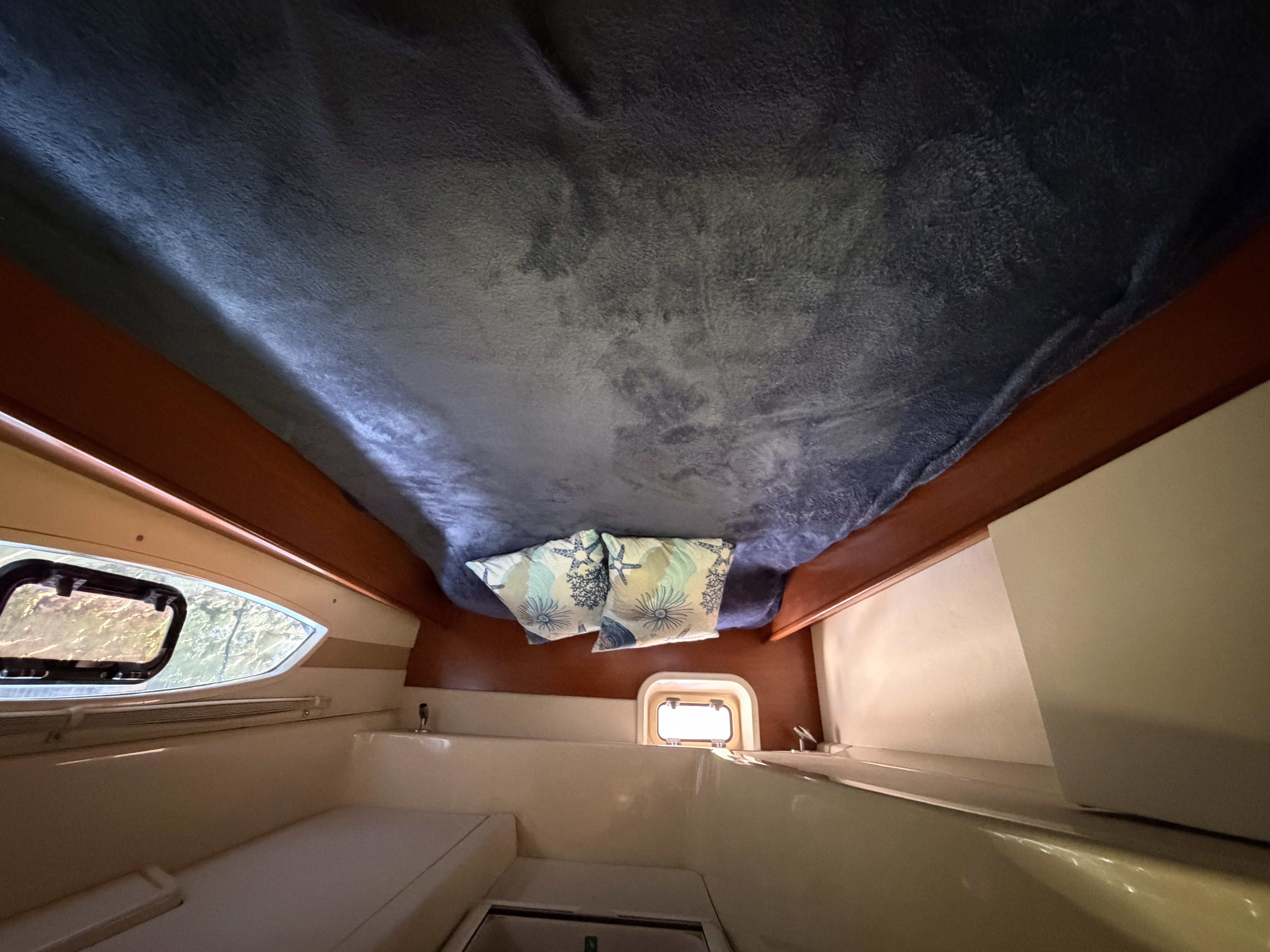 Boat image 82