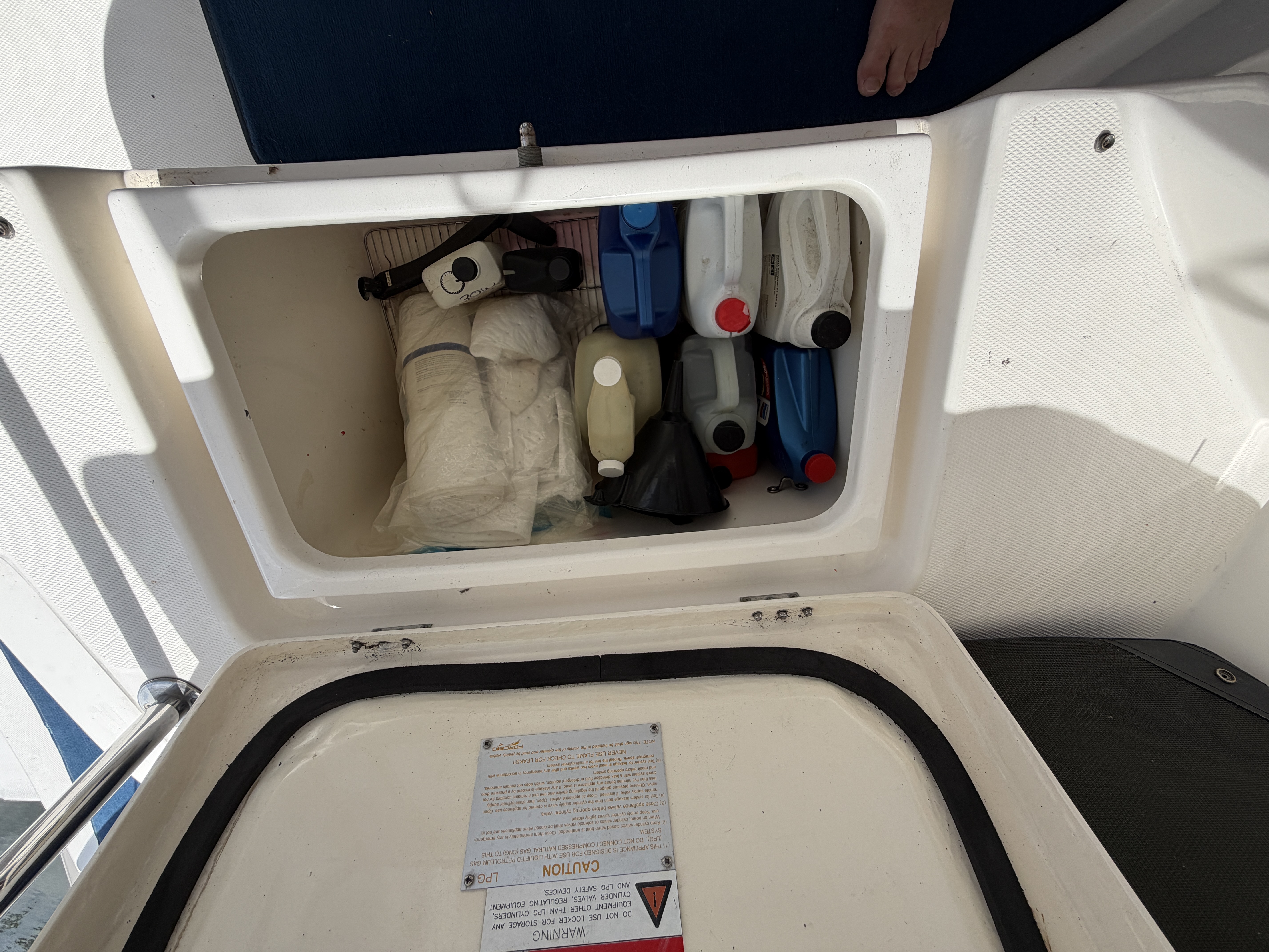 Boat image 124