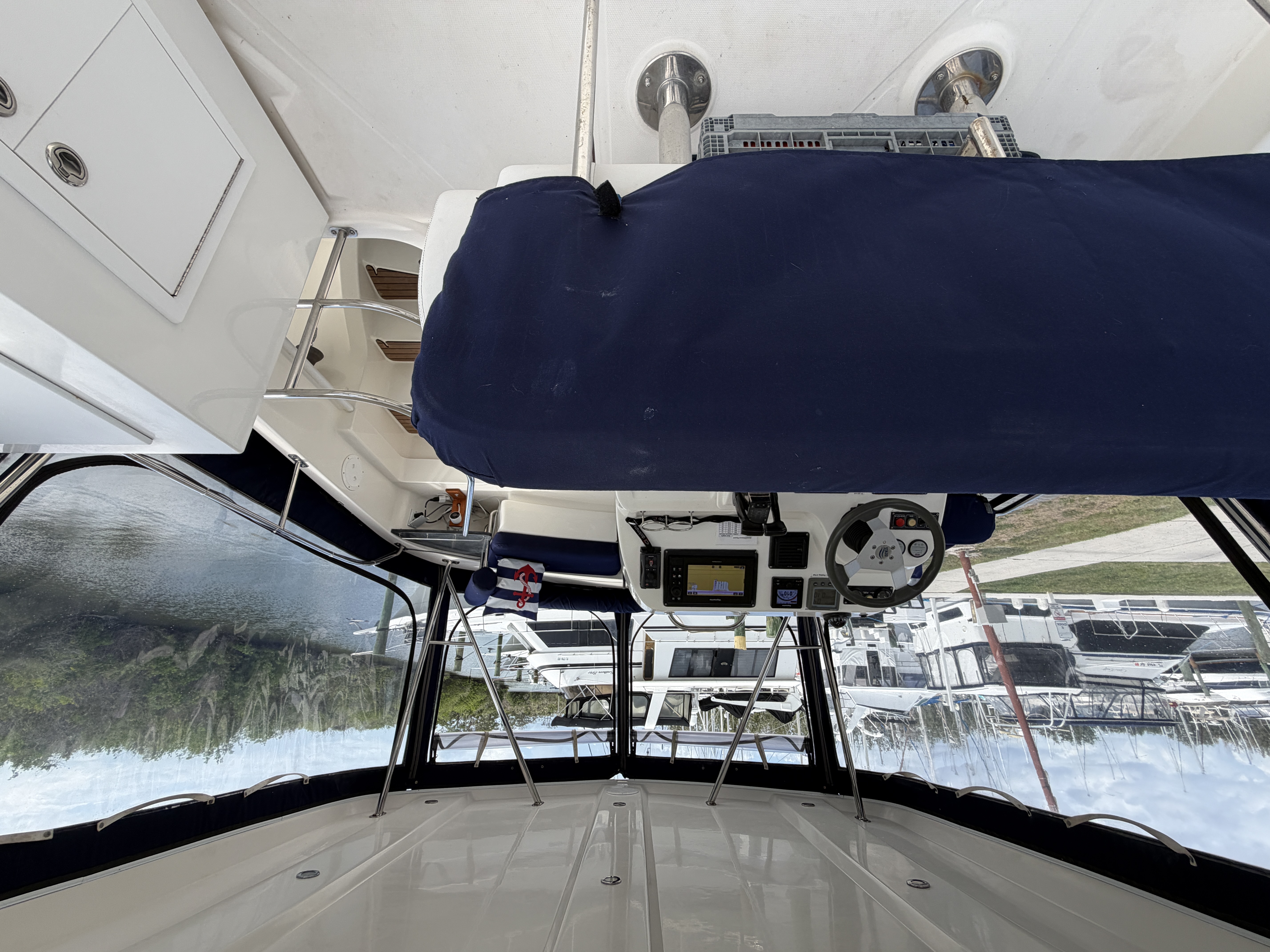 Boat image 19