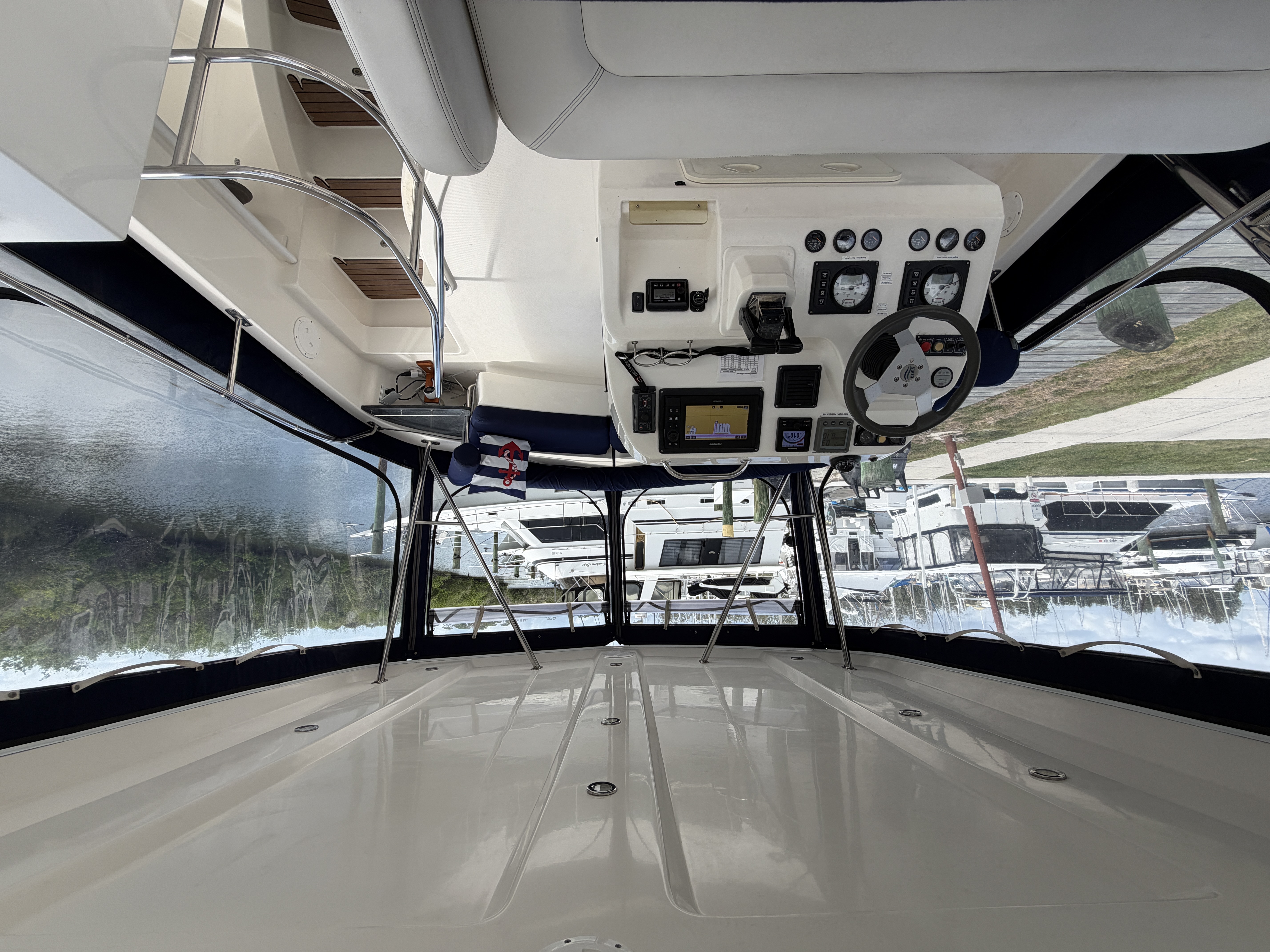 Boat image 18