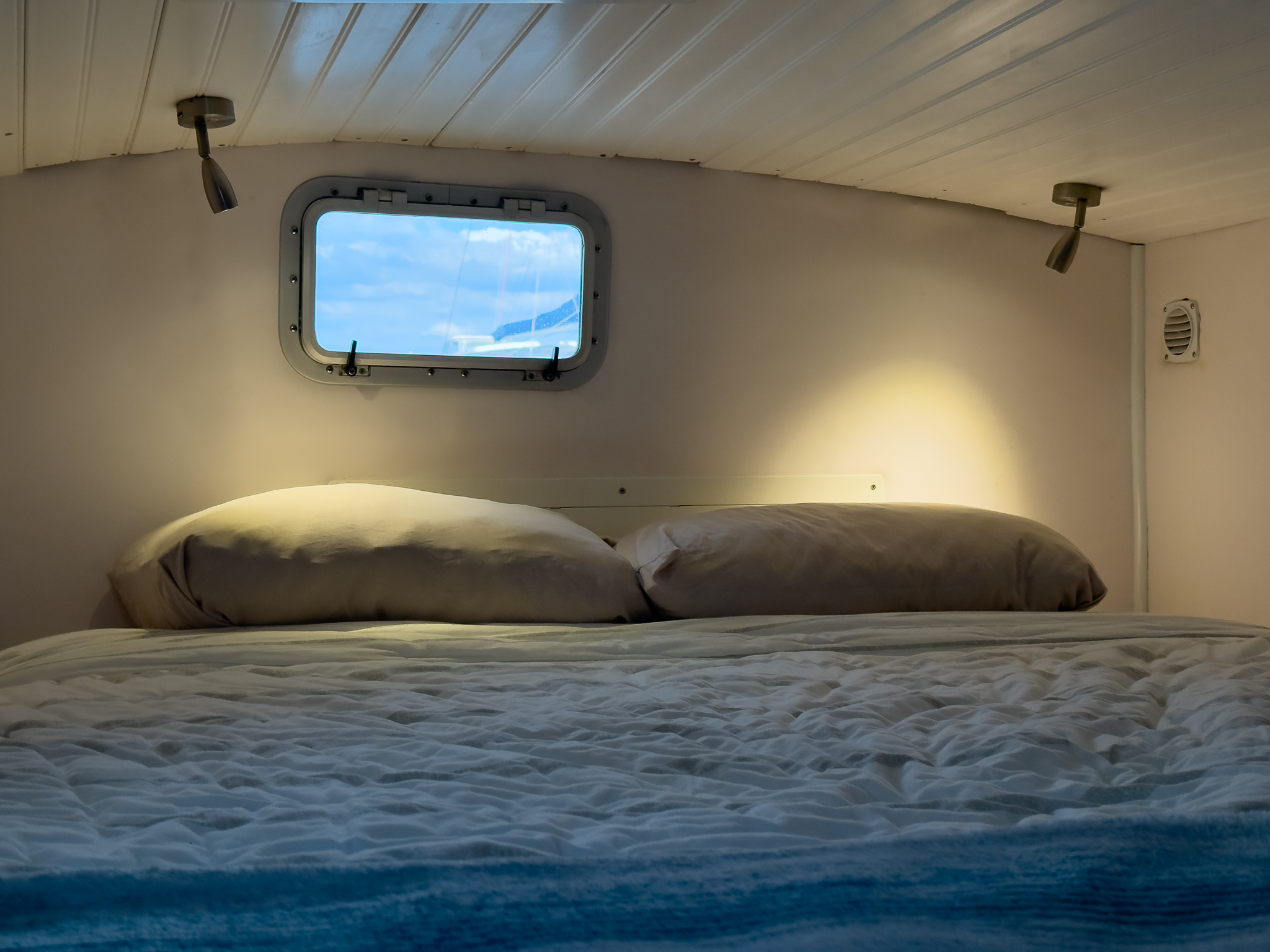 Boat image 51