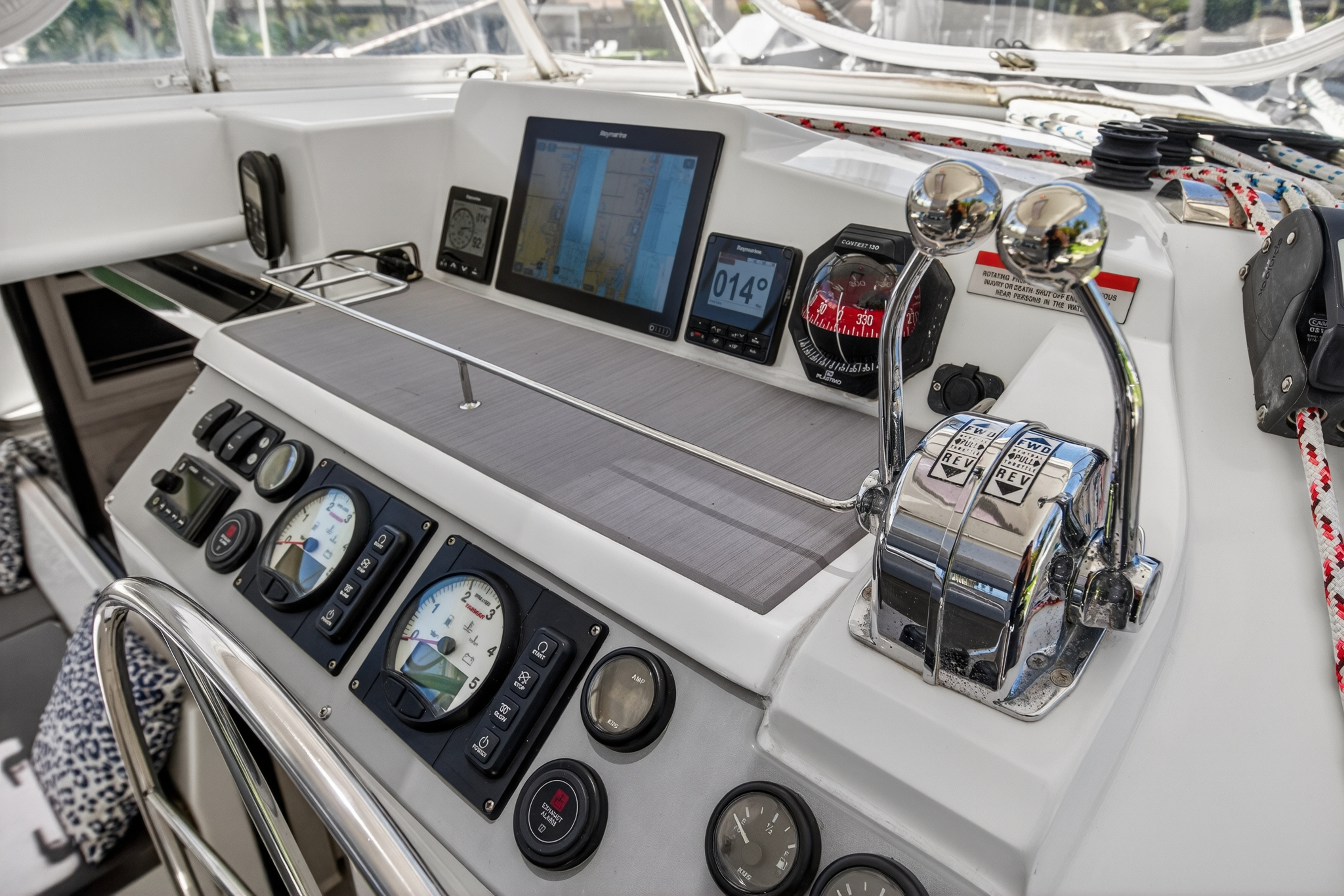 Boat image 97
