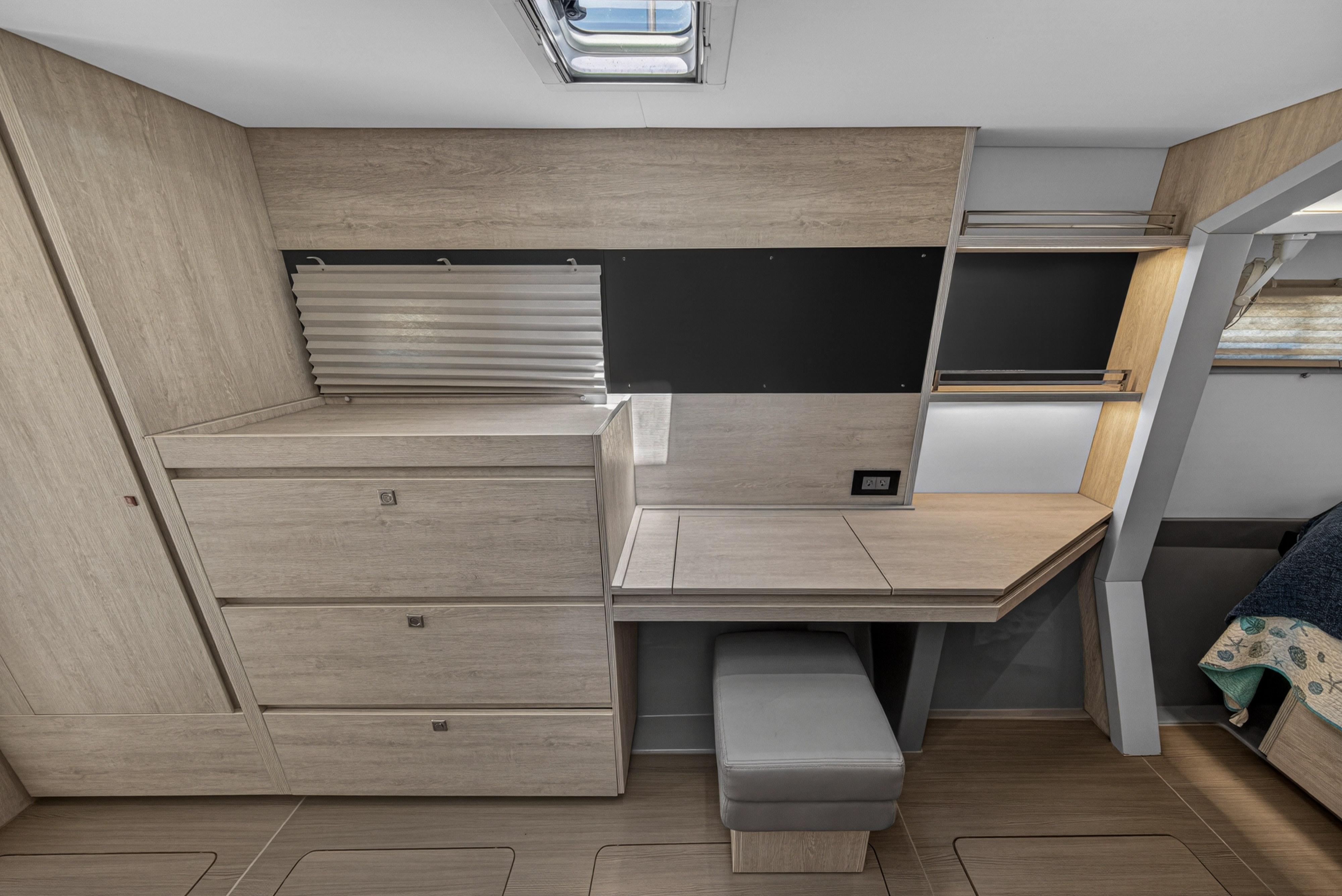 Boat image 45