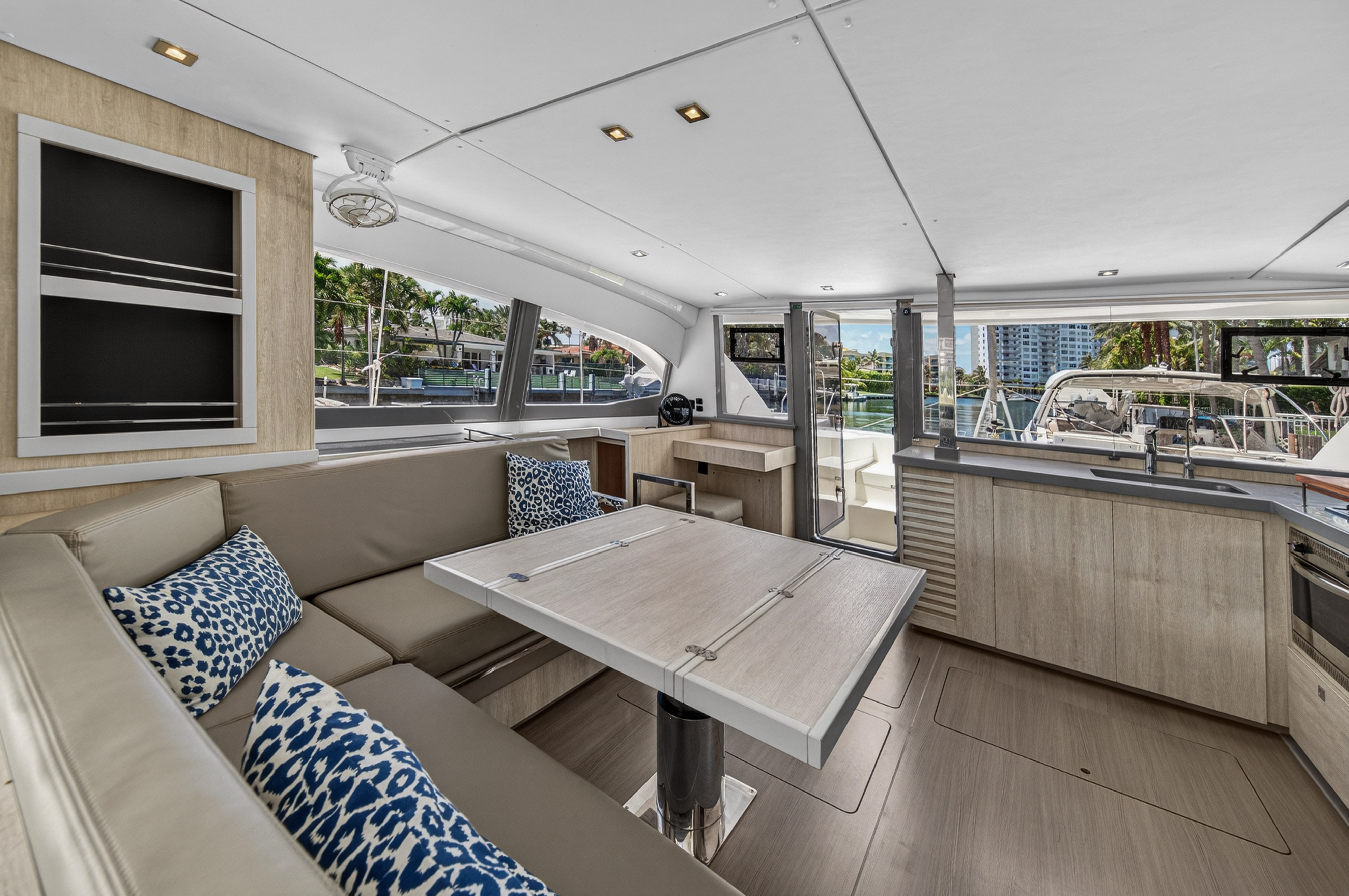 Boat image 31