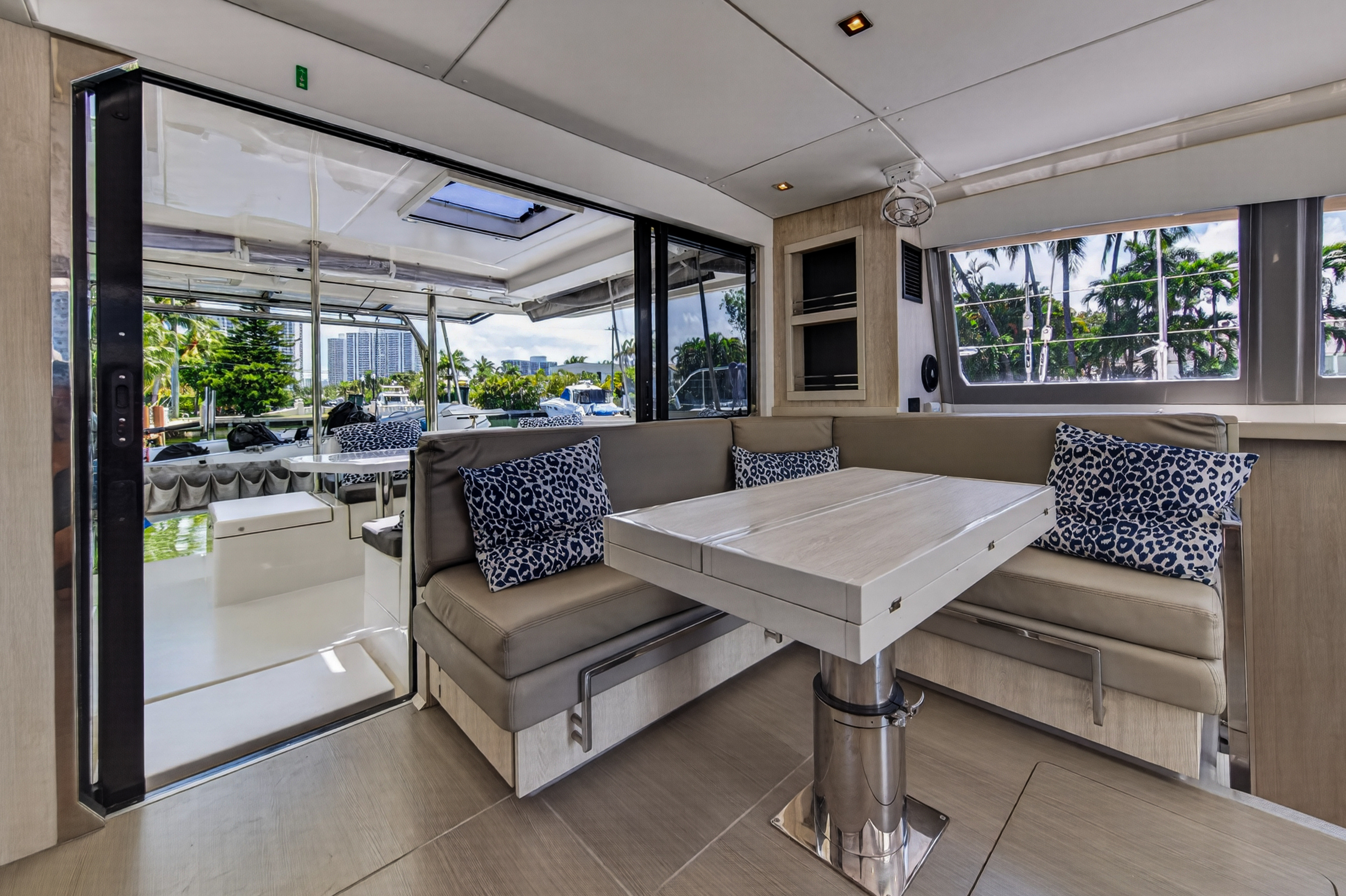 Boat image 92