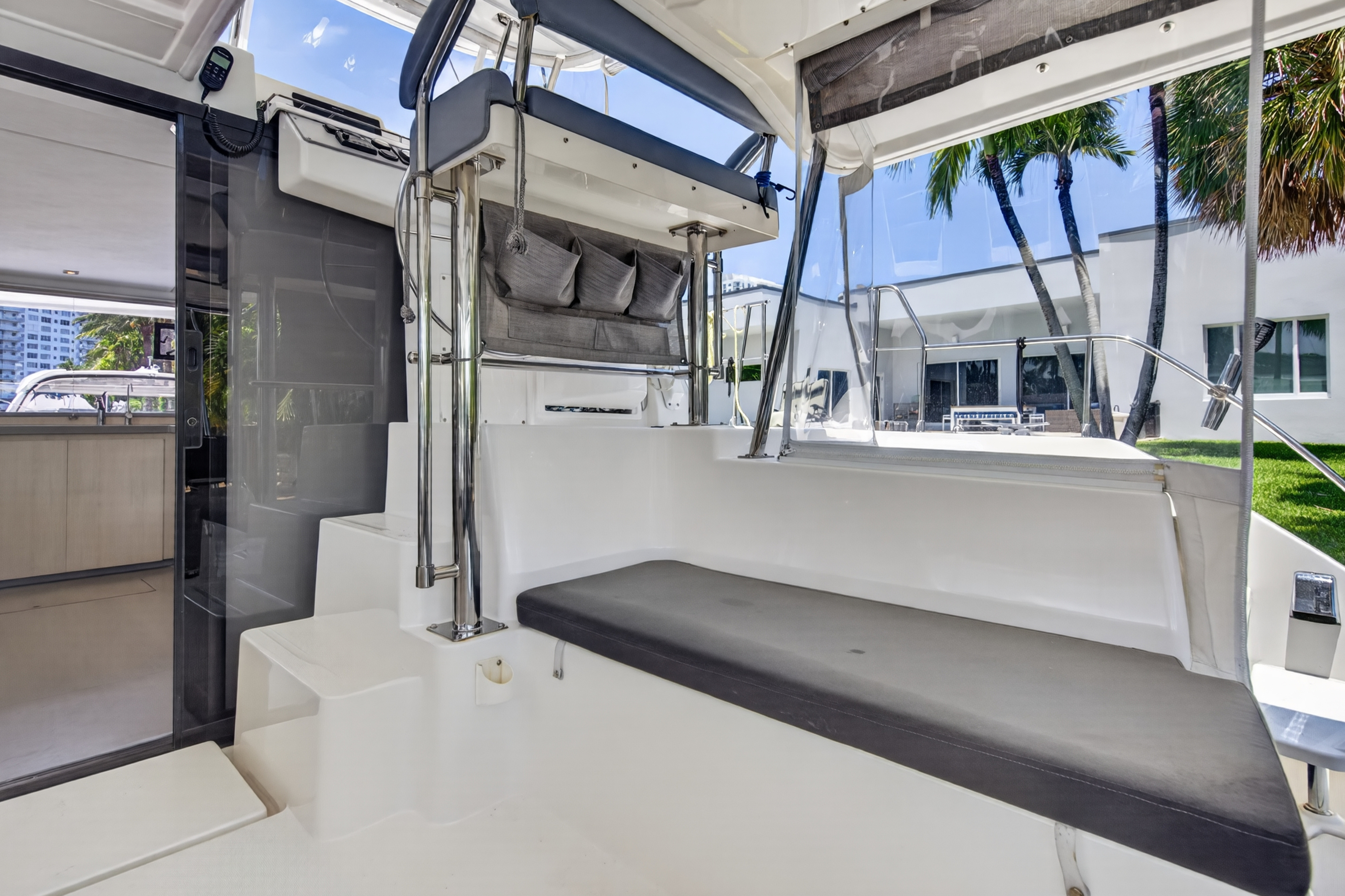 Boat image 13