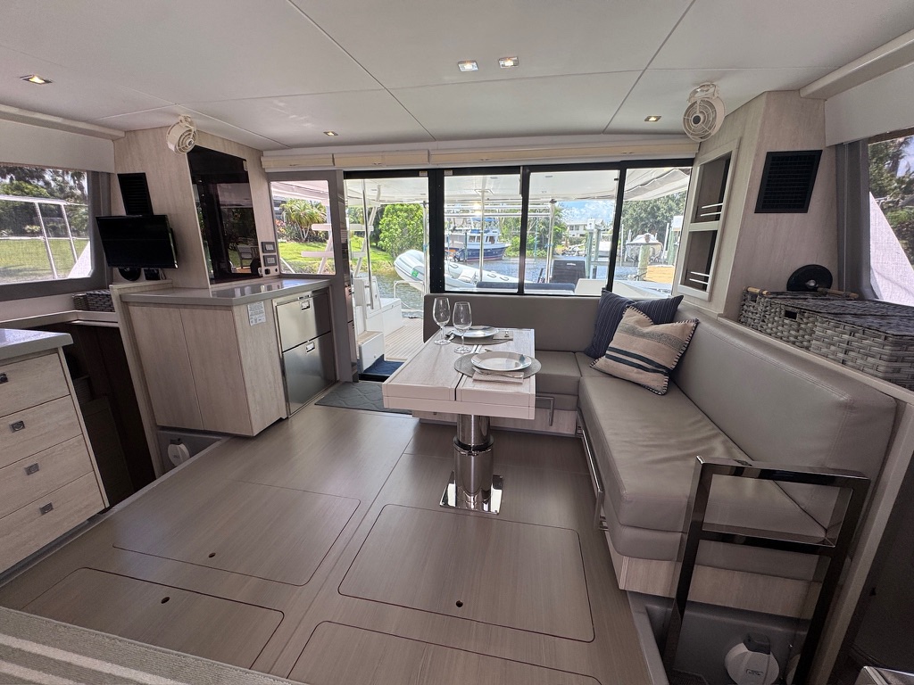 Boat image 10