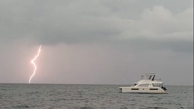 Boat image 5