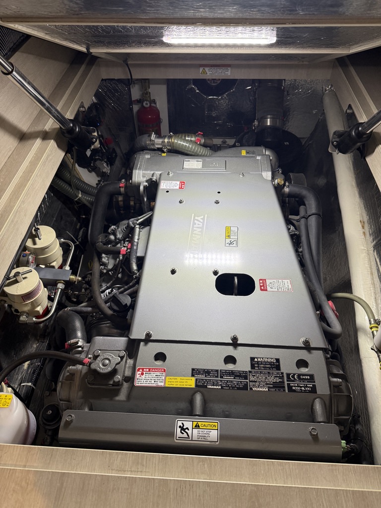 Boat image 21