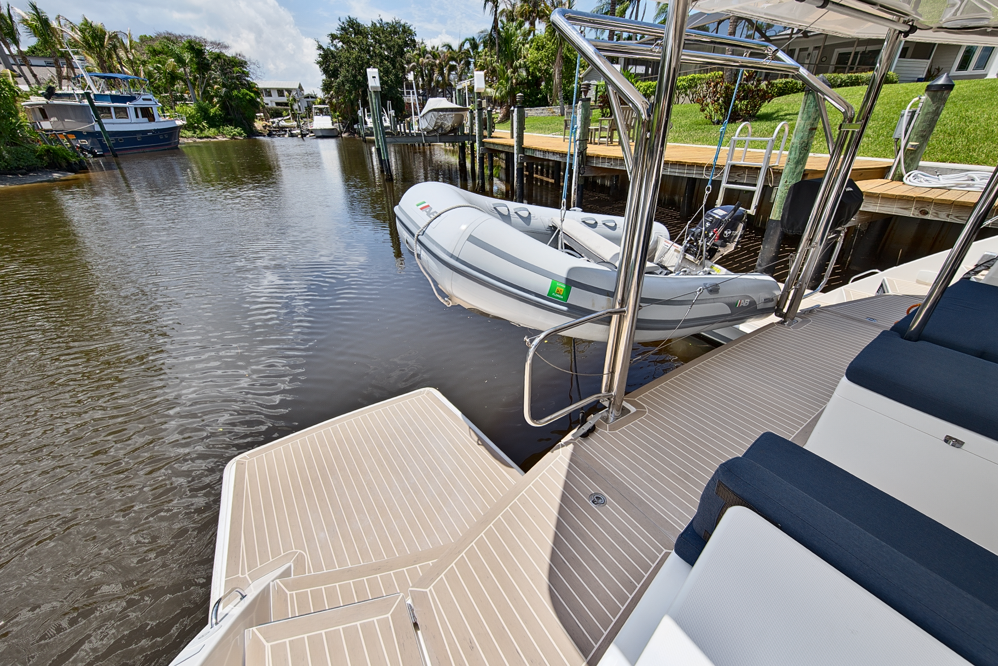 Boat image 114