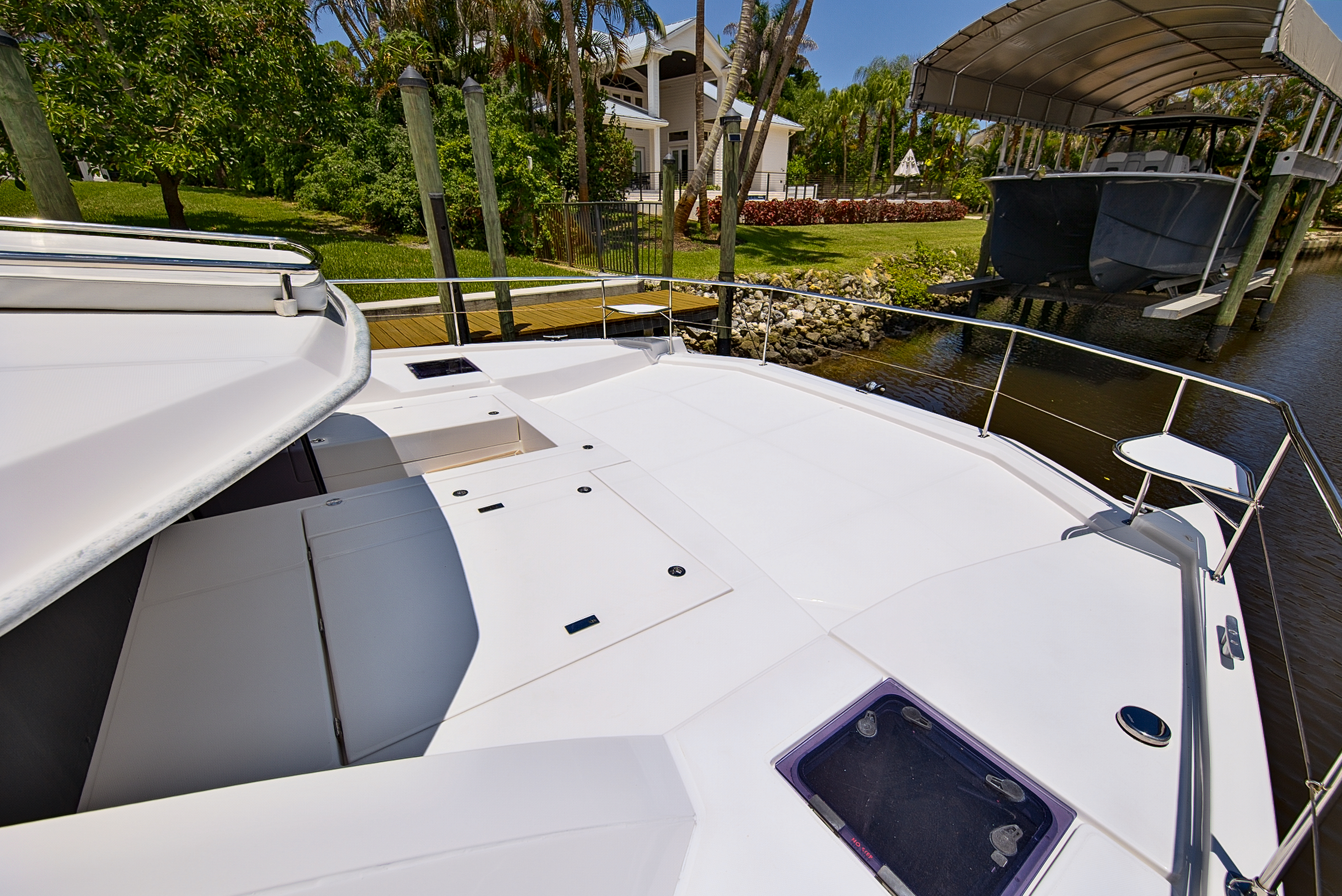 Boat image 98