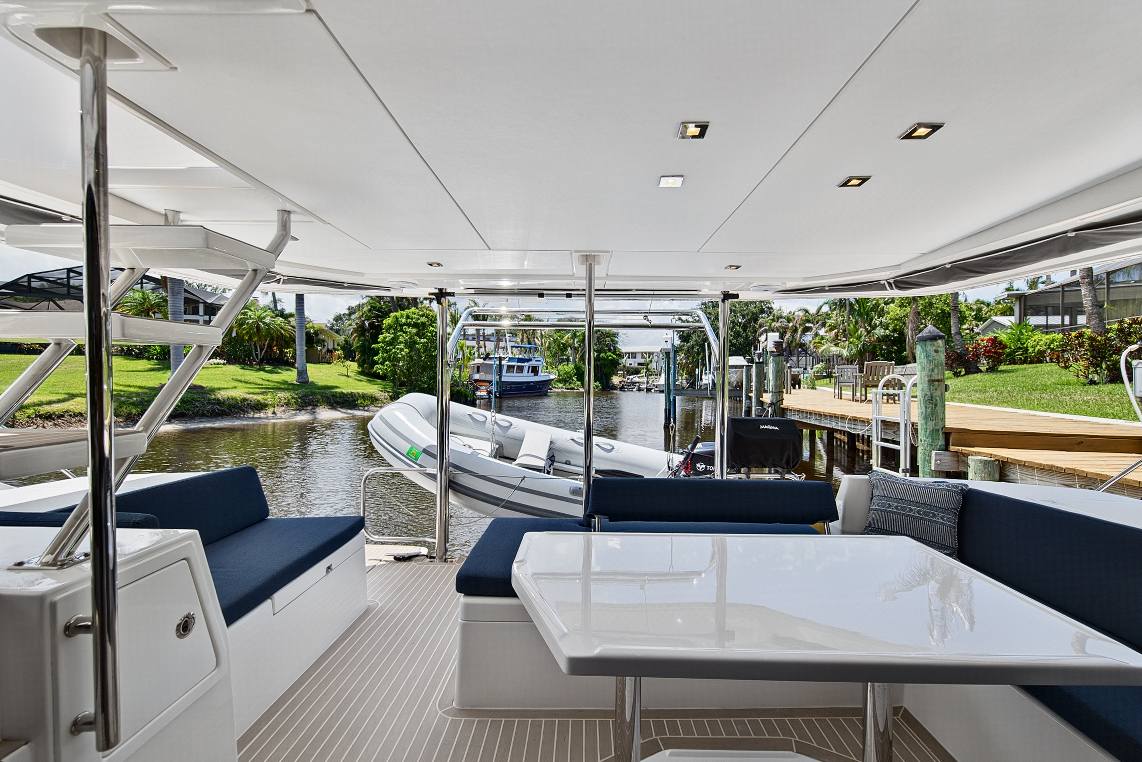 Boat image 11