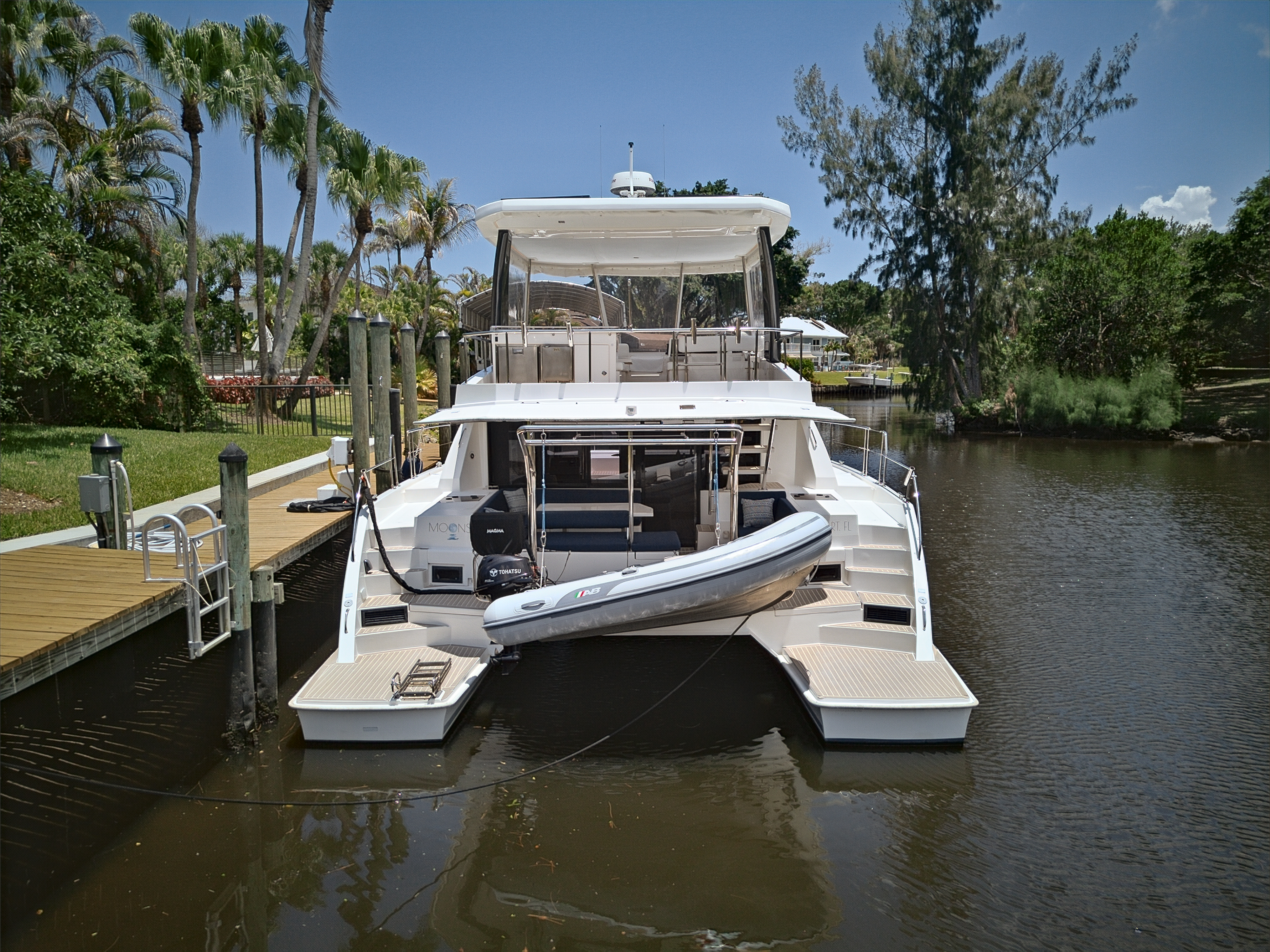 Boat image 5