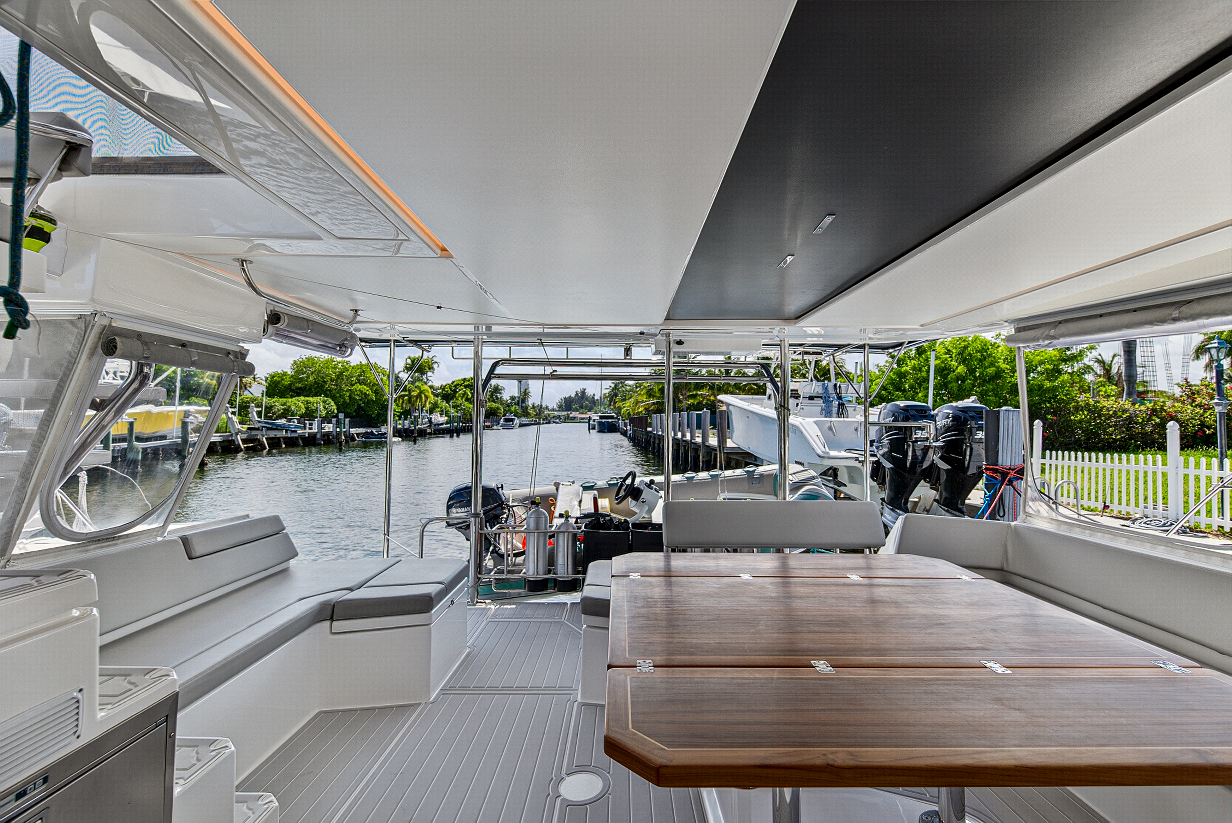 Boat image 8