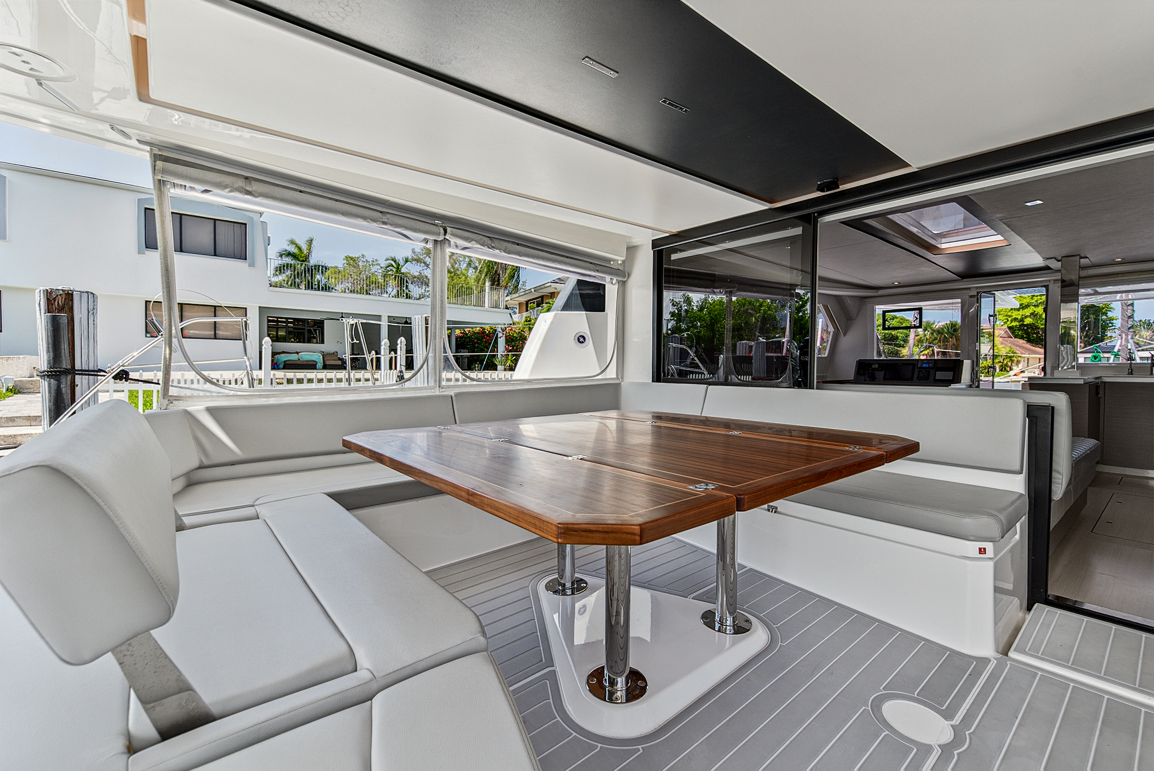 Boat image 13