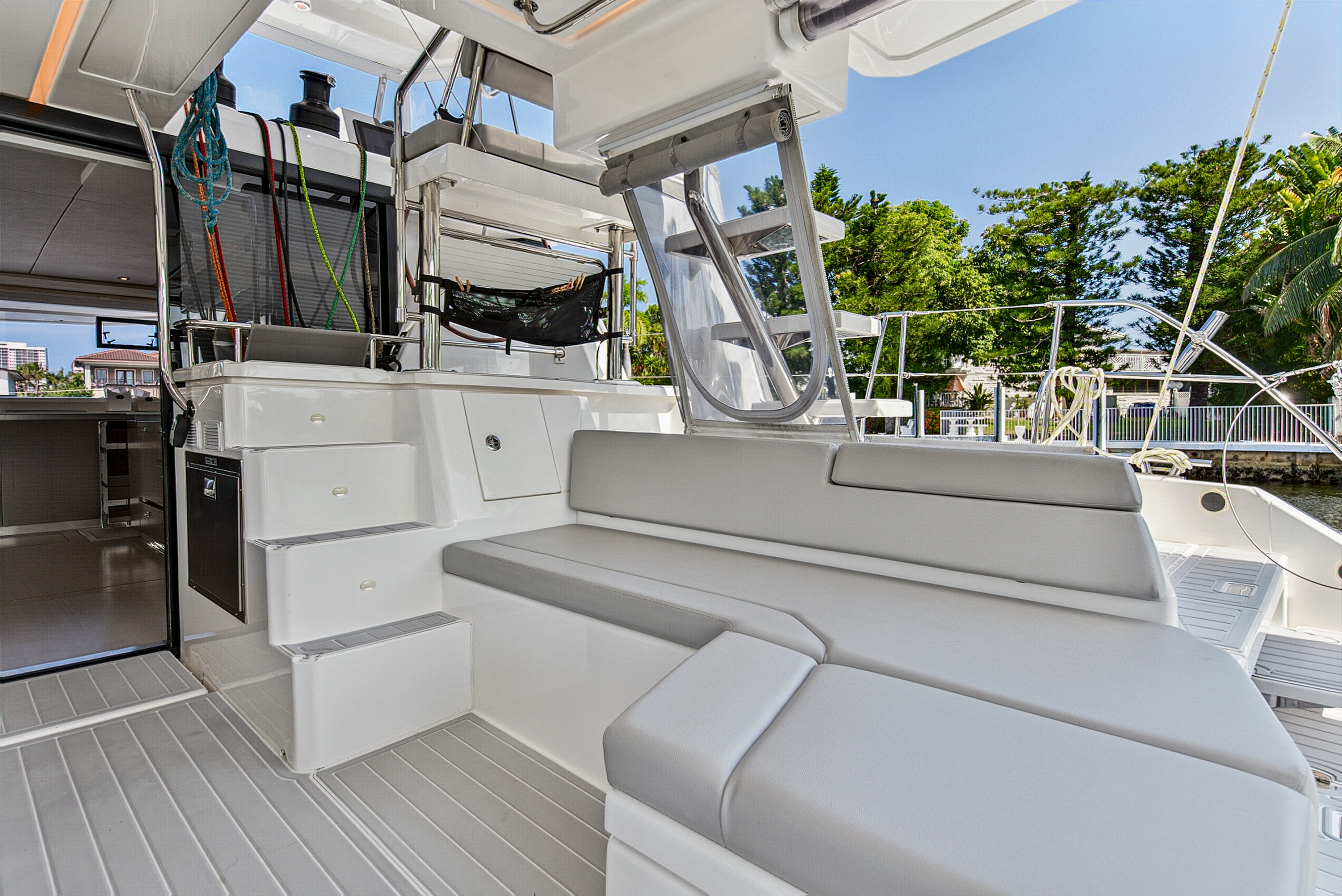 Boat image 17