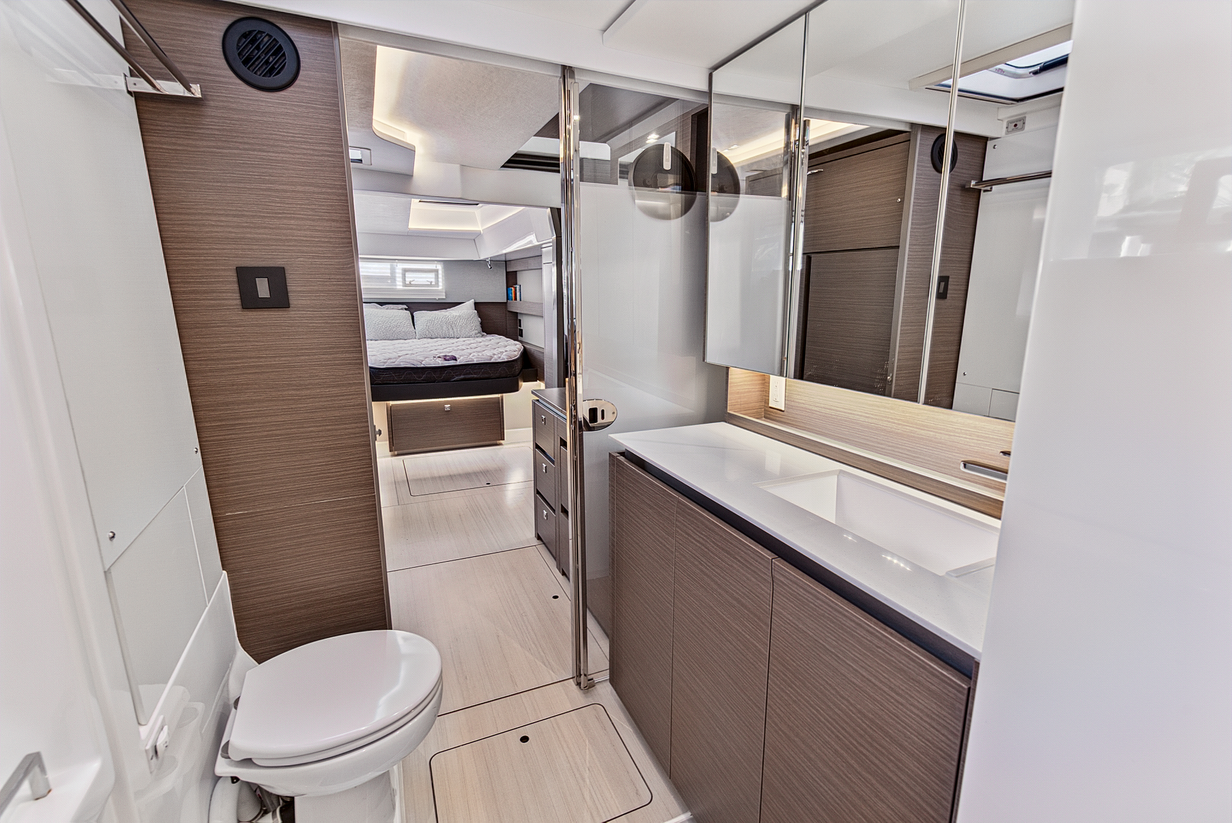 Boat image 77
