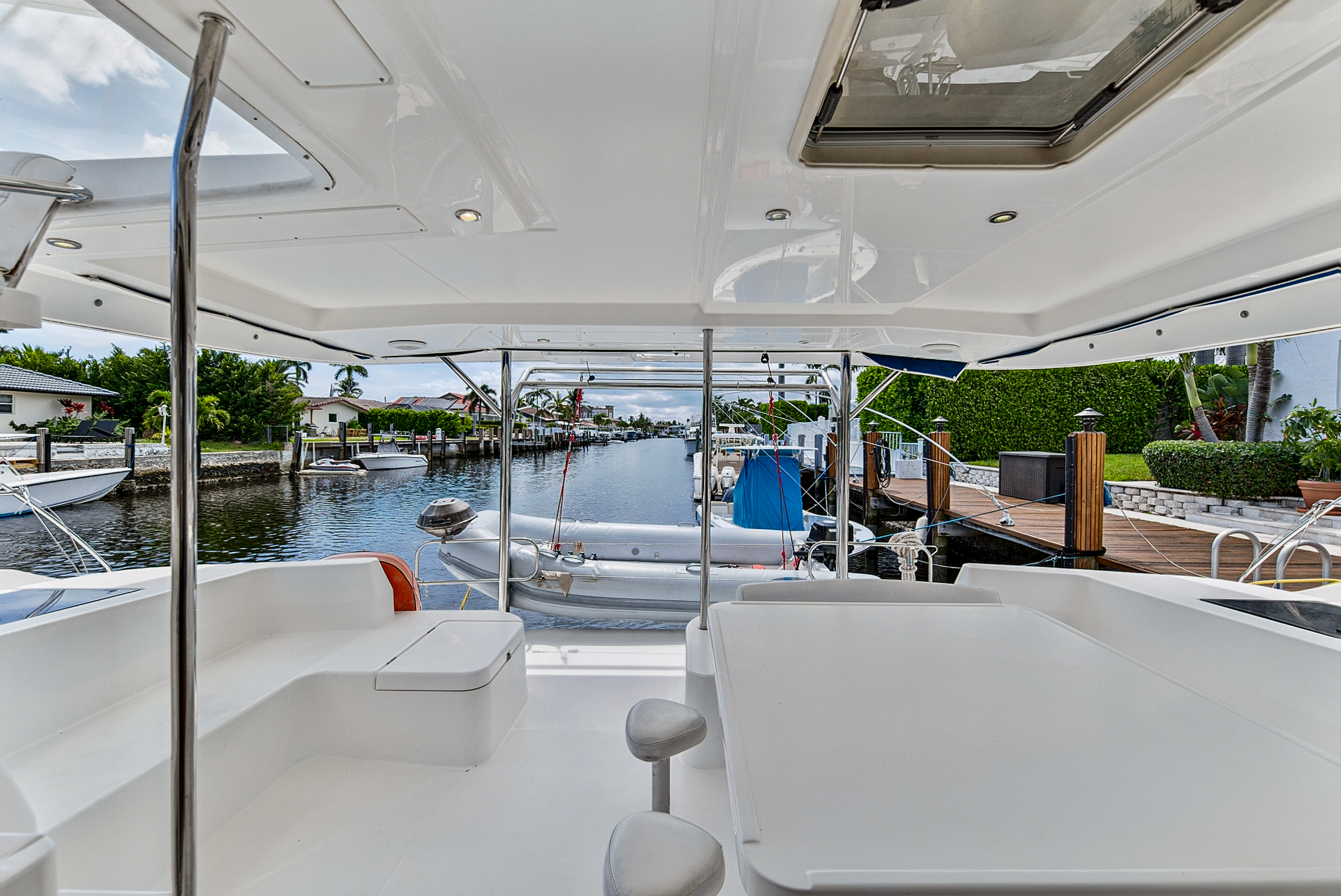 Boat image 9