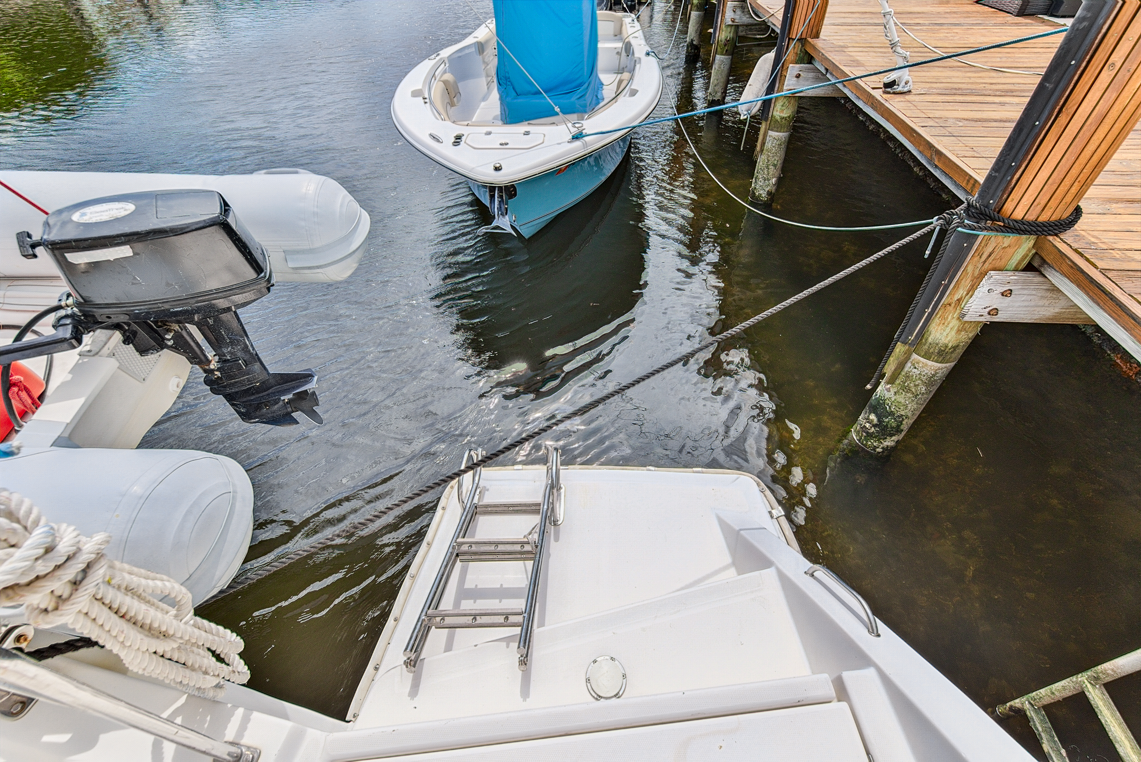 Boat image 12