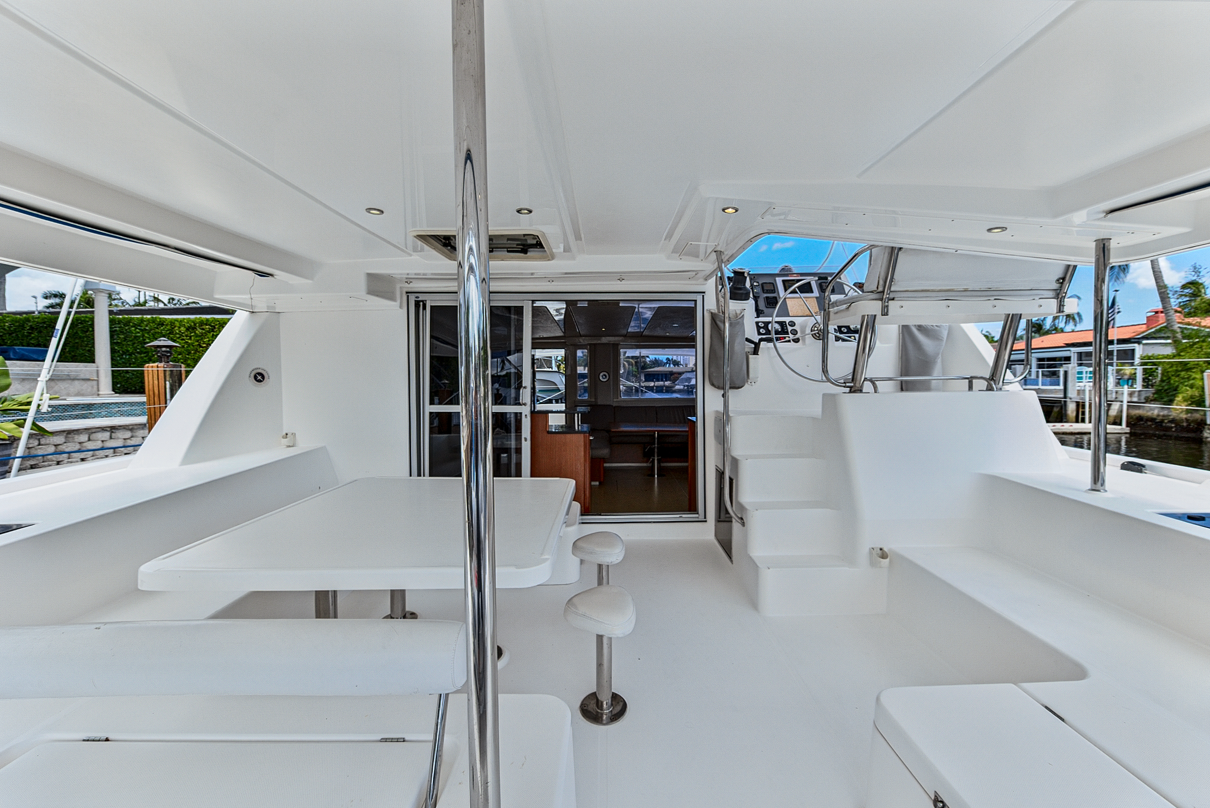 Boat image 13