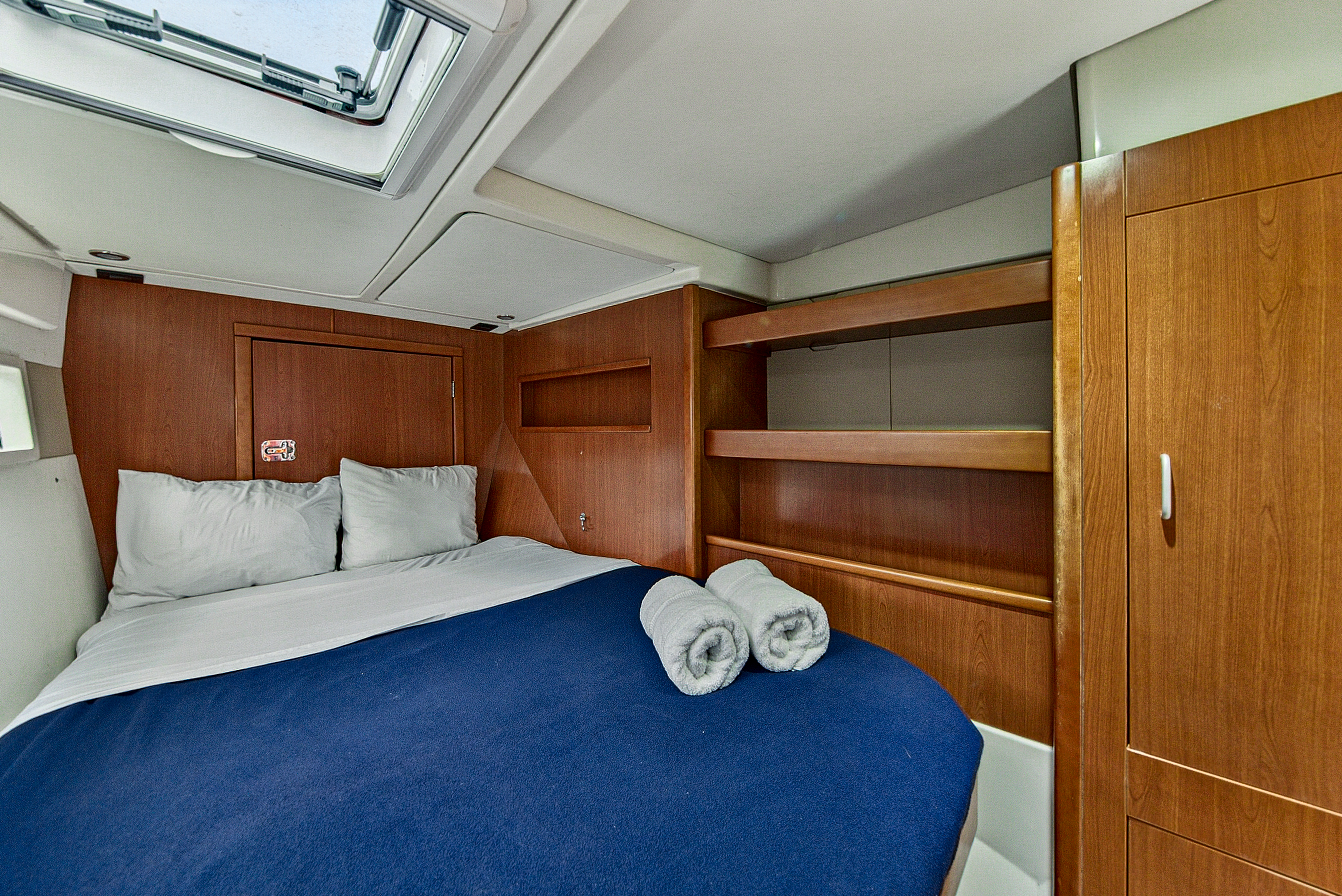 Boat image 98