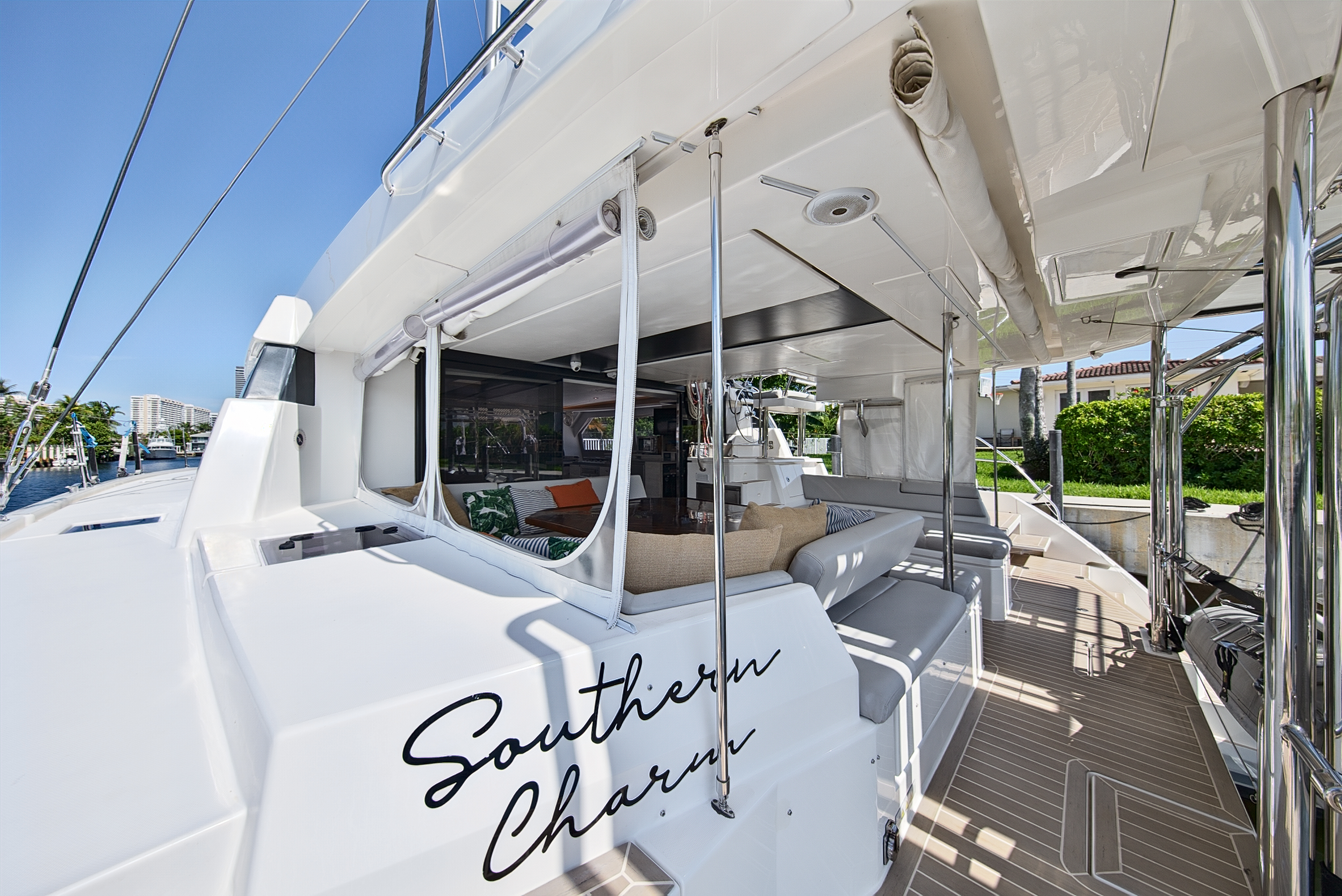 Boat image 12