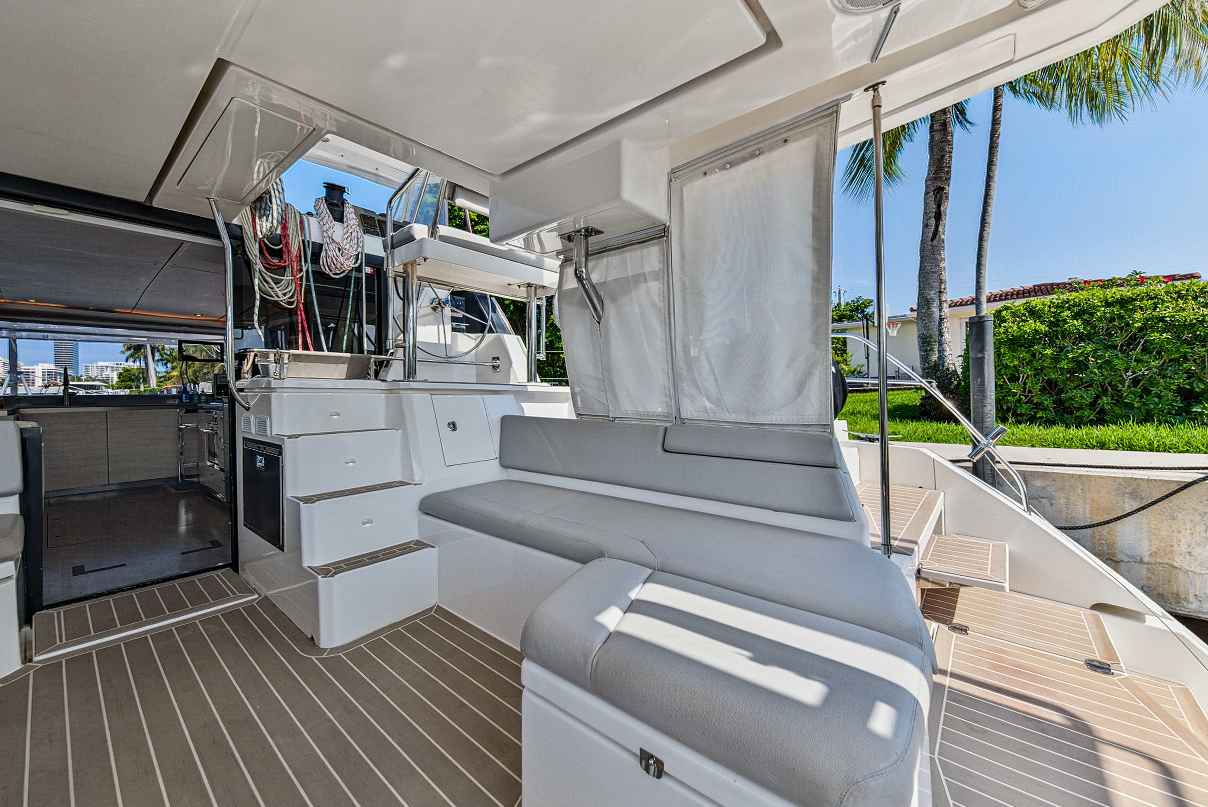 Boat image 17