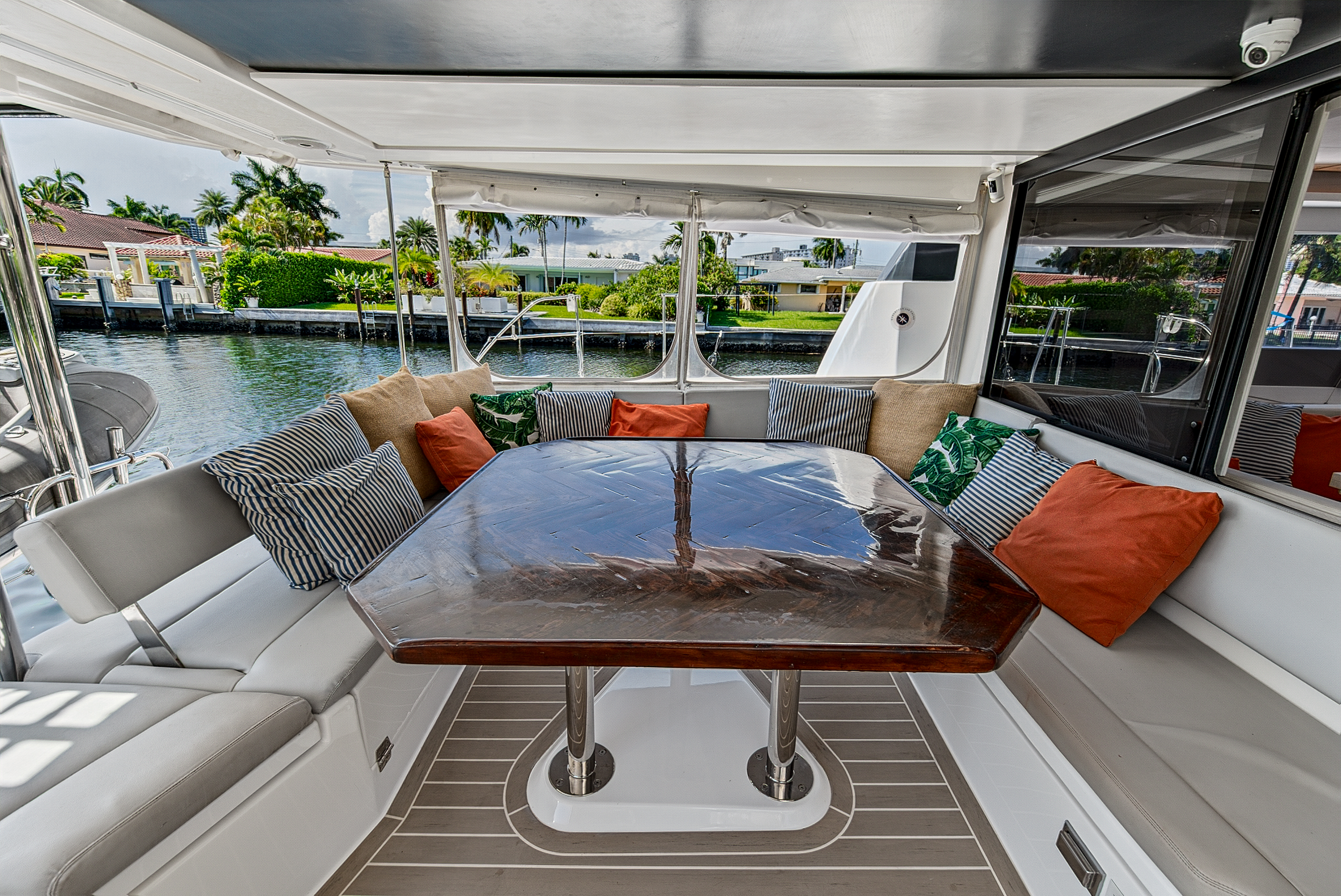 Boat image 13
